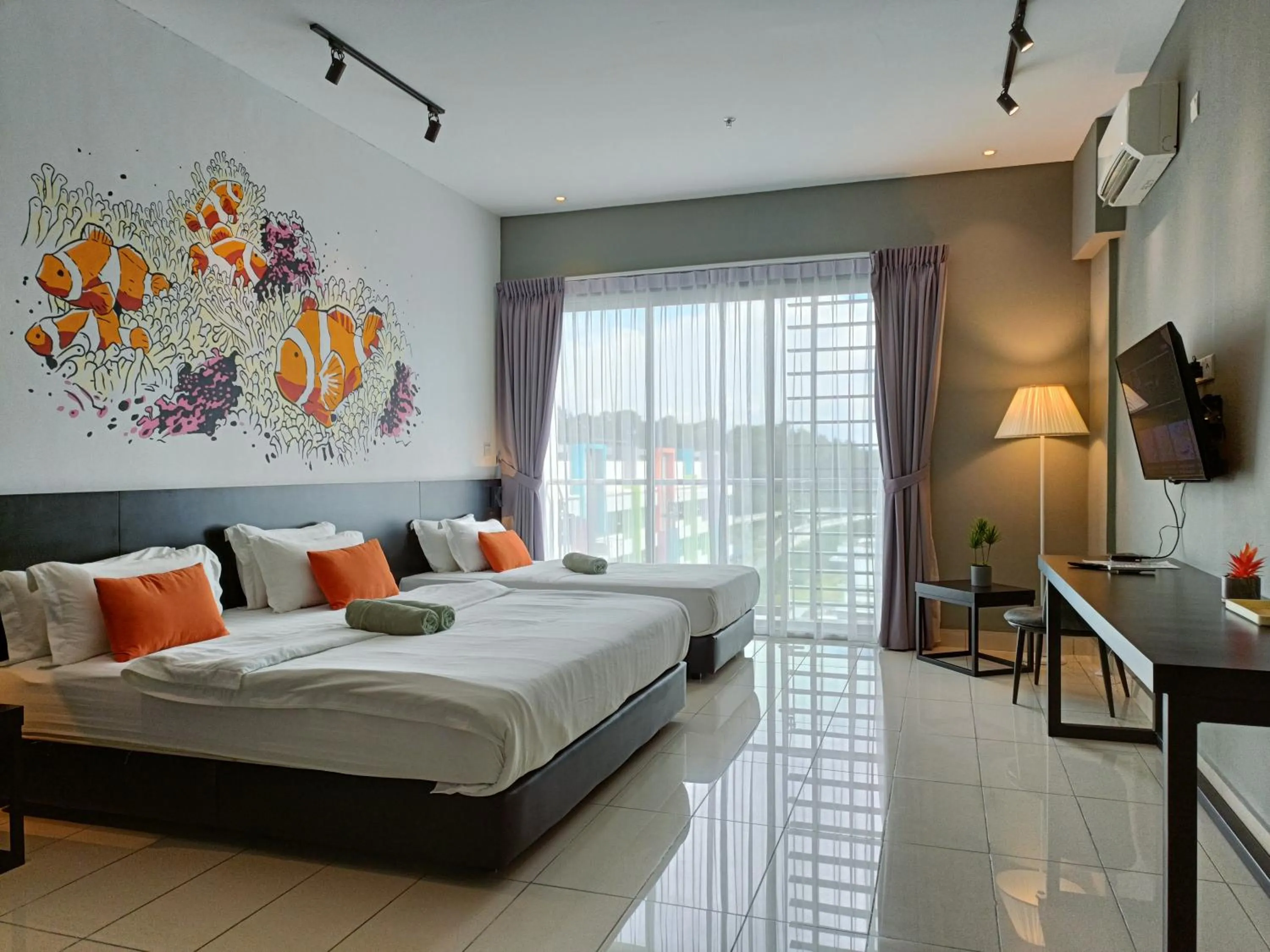 Photo of the whole room, Bed in Owl Nest Suite' at aeropod sovo