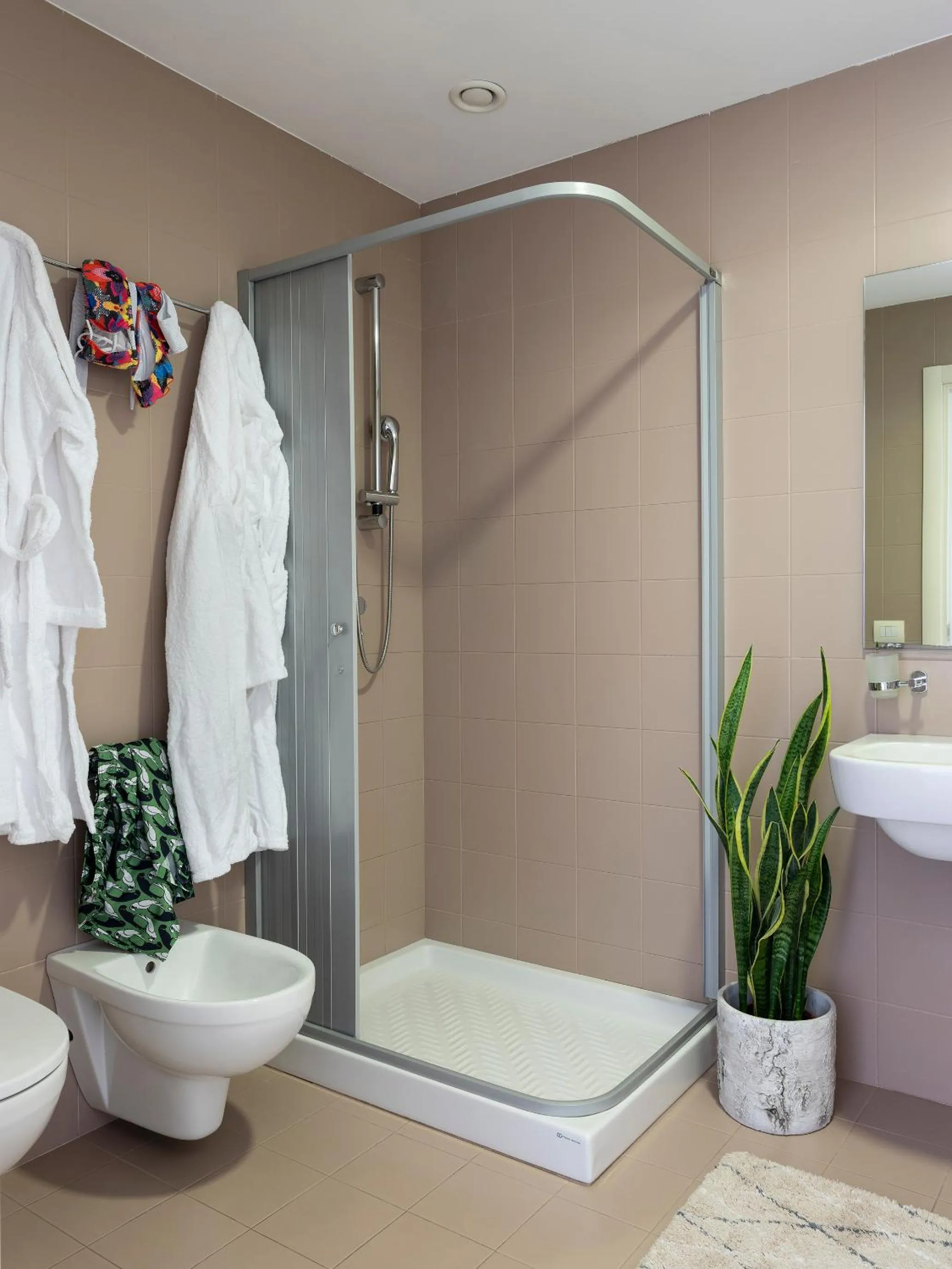 Shower in Hotel Colle Del Sole