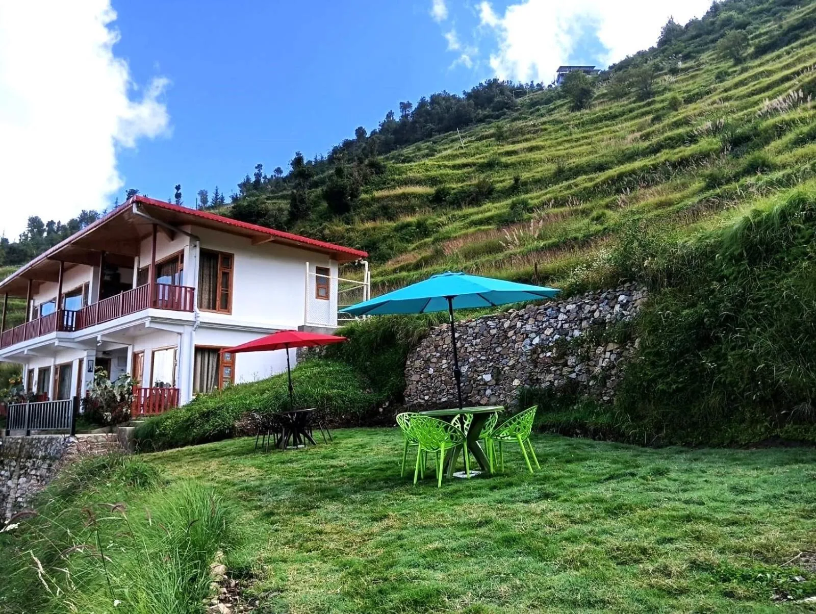 Garden in The Vintage Hill Village - Himalayan Boutique Resort