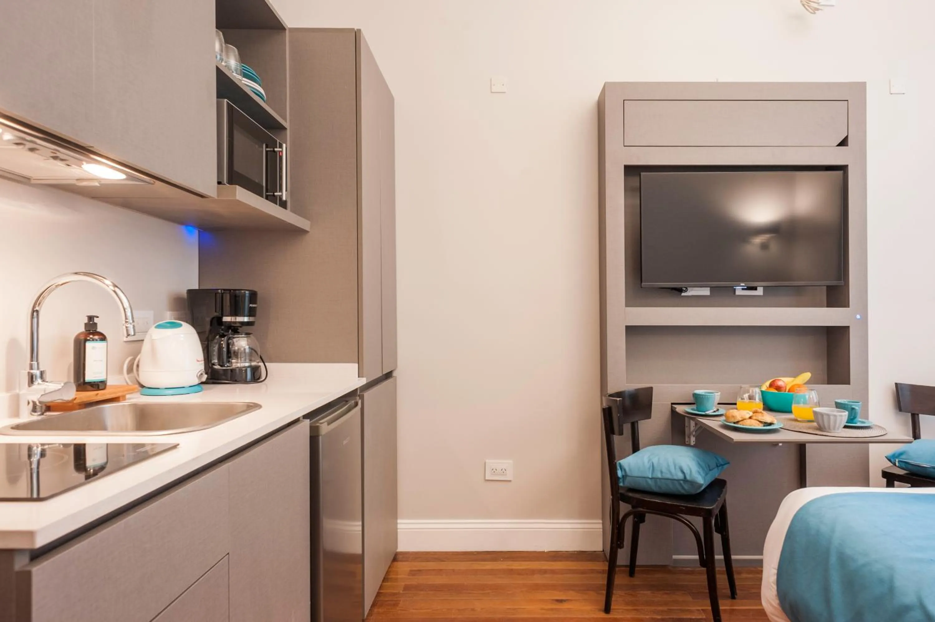 Photo of the whole room in Sarmiento Flats