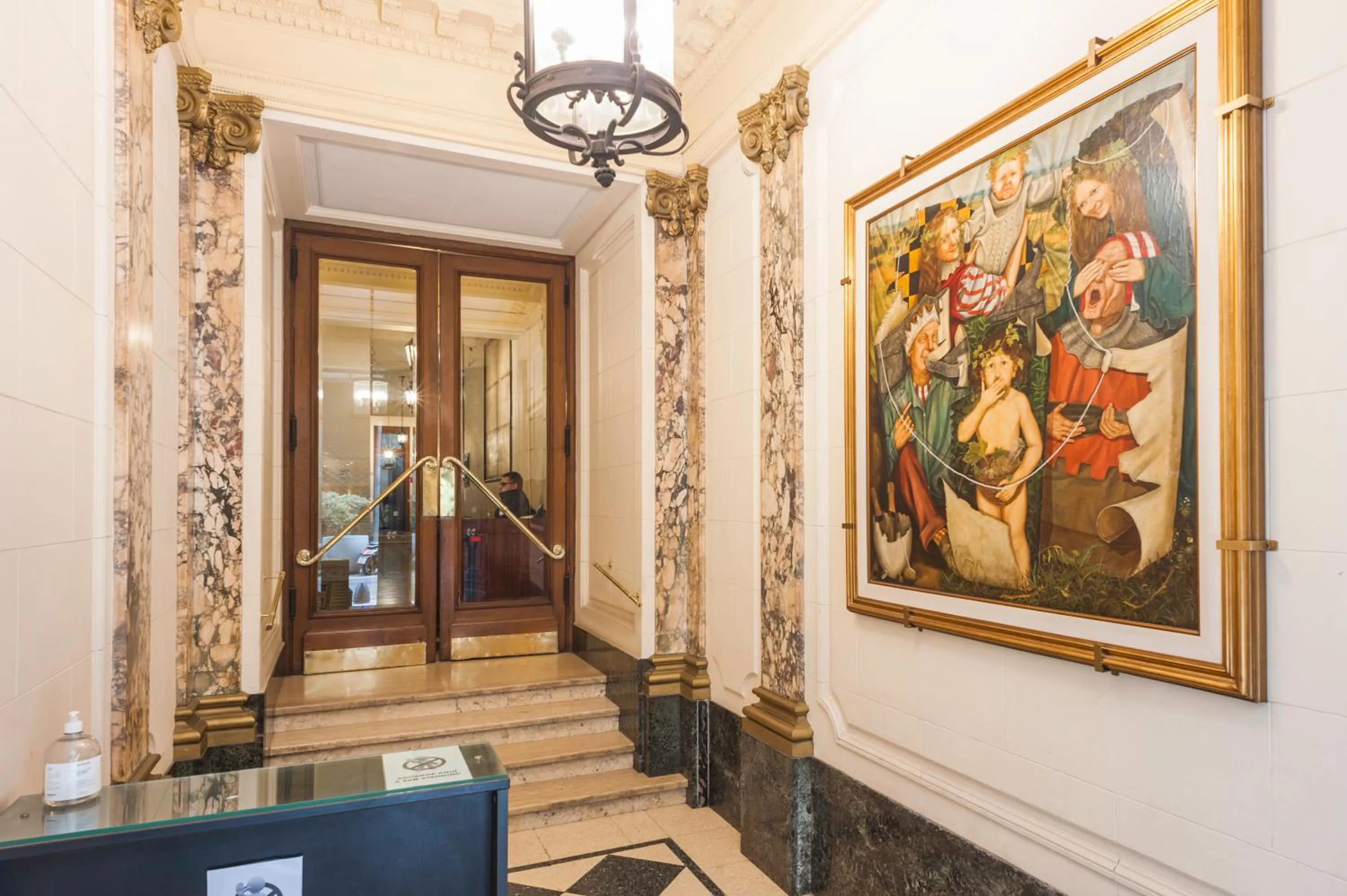 Decorative detail in Sarmiento Flats