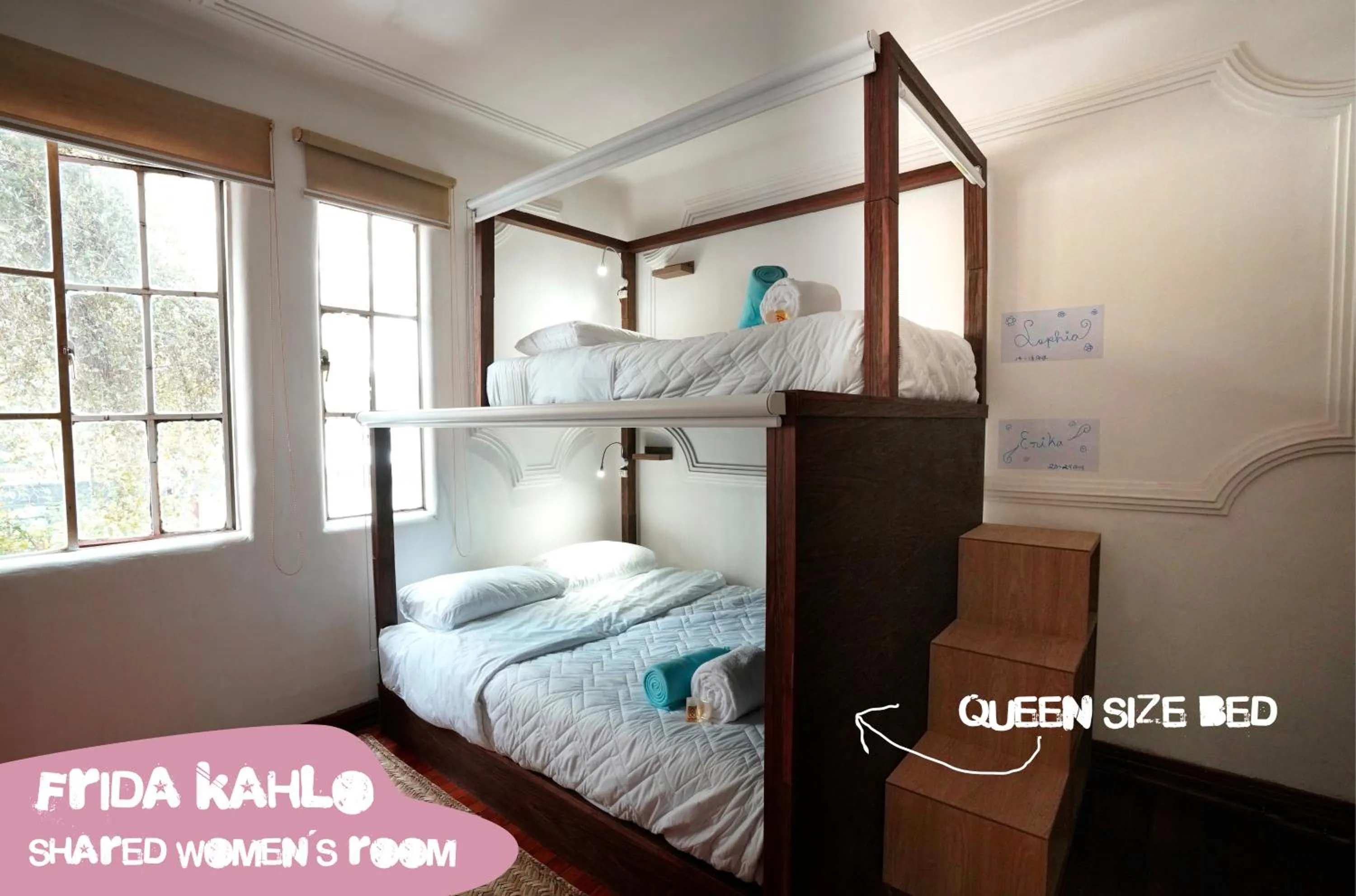 Bed in Hostal Fungi Casa Rosa