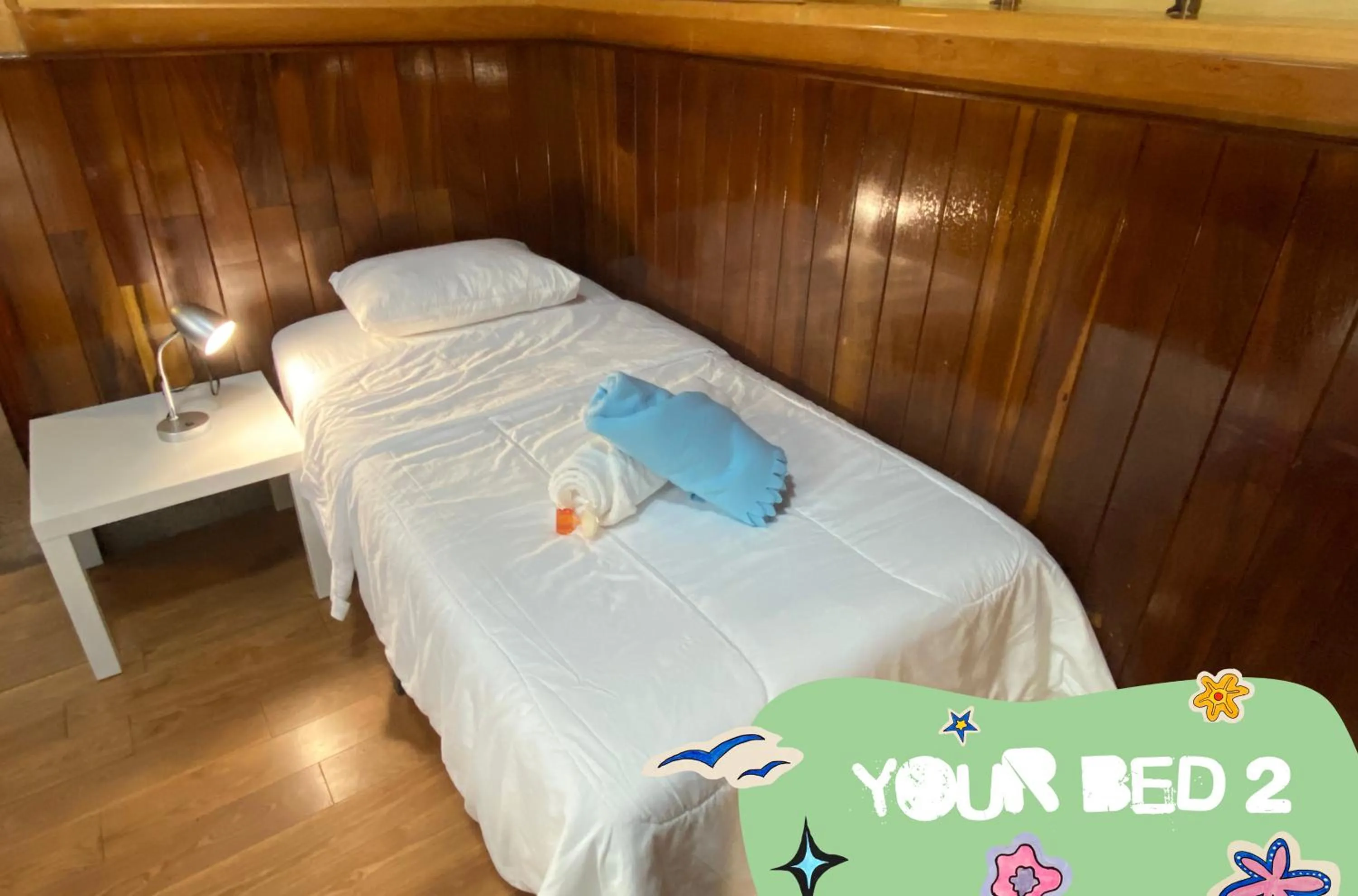 Bed in Hostal Fungi Casa Rosa