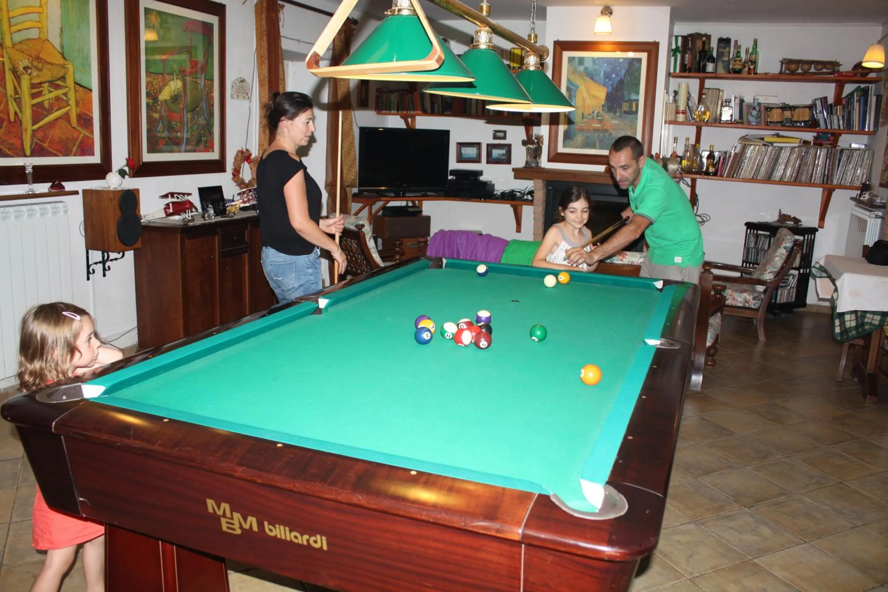 group of guests in La Finestra sul Lago