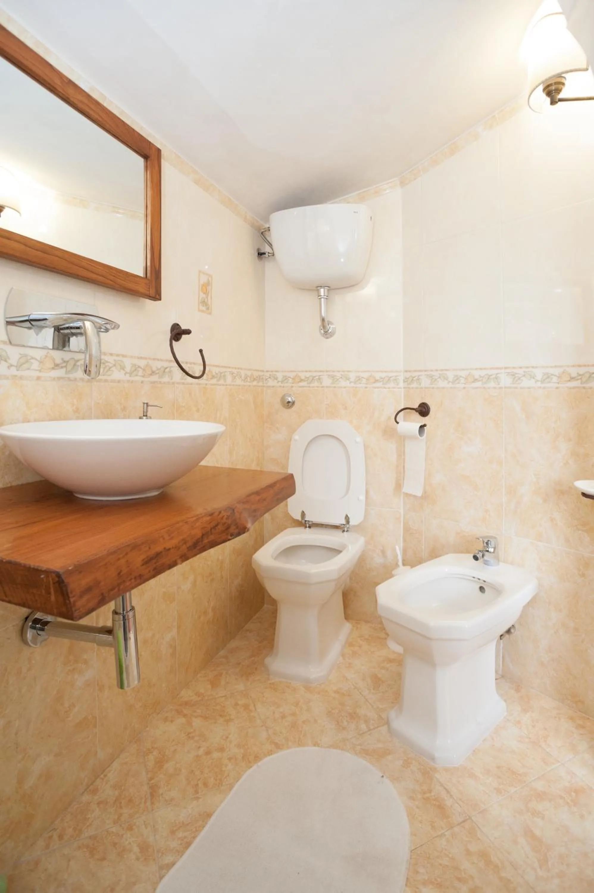 Bathroom in La Finestra sul Lago
