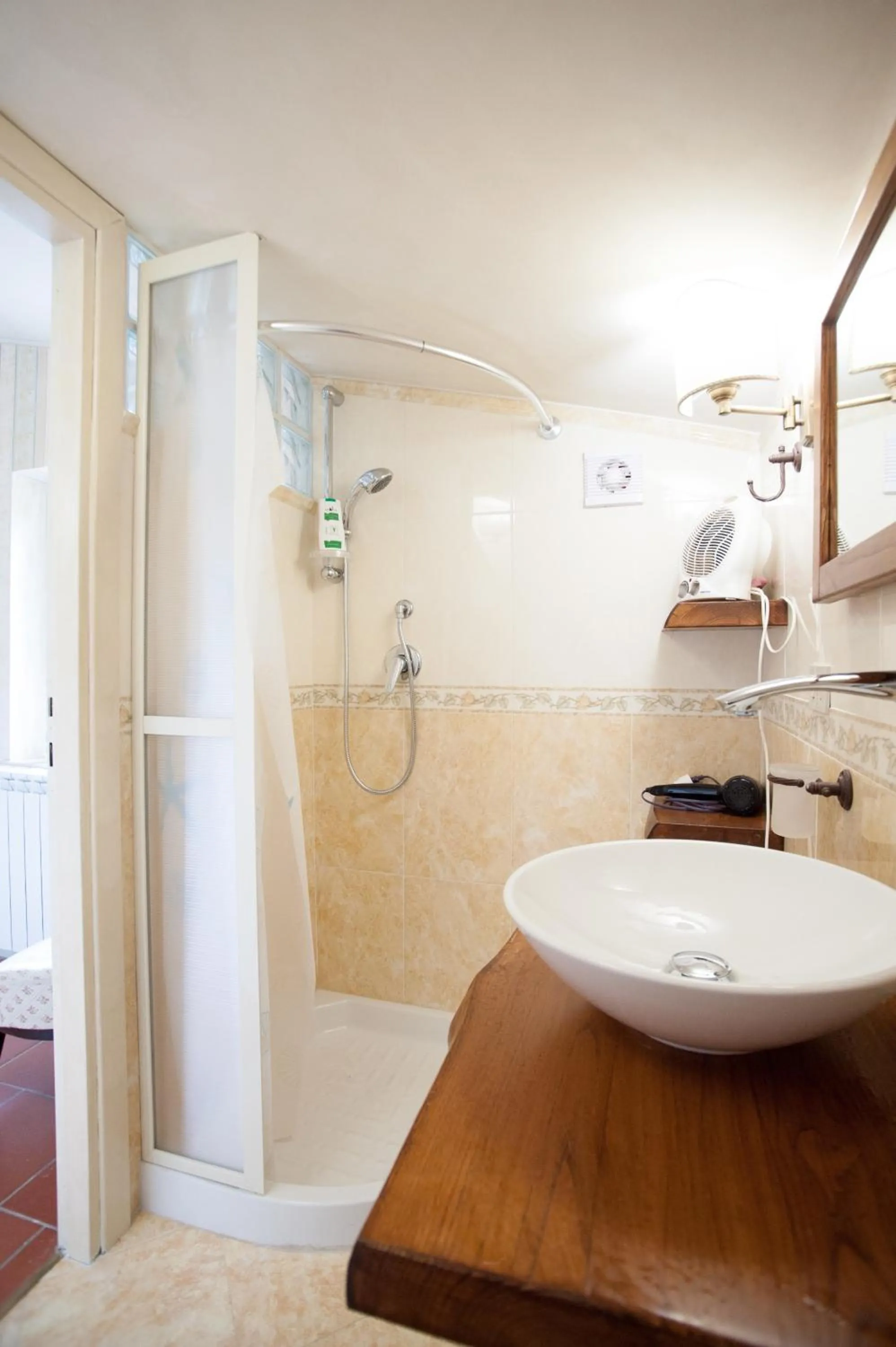 Bathroom in La Finestra sul Lago
