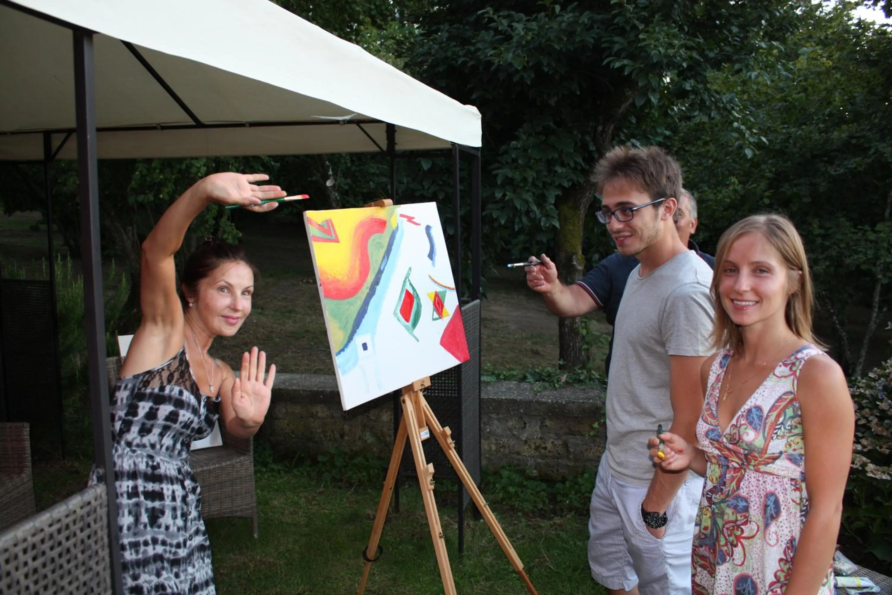 group of guests in La Finestra sul Lago