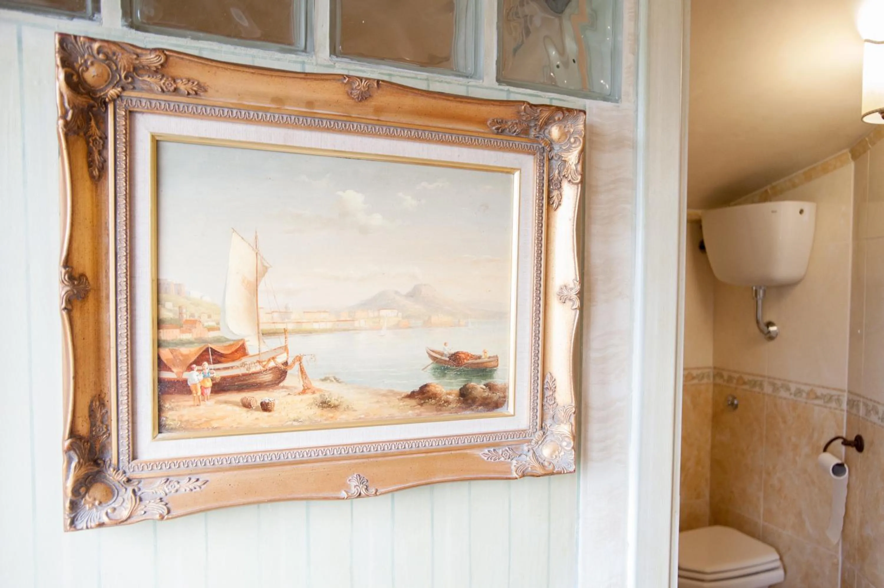 Bedroom in La Finestra sul Lago
