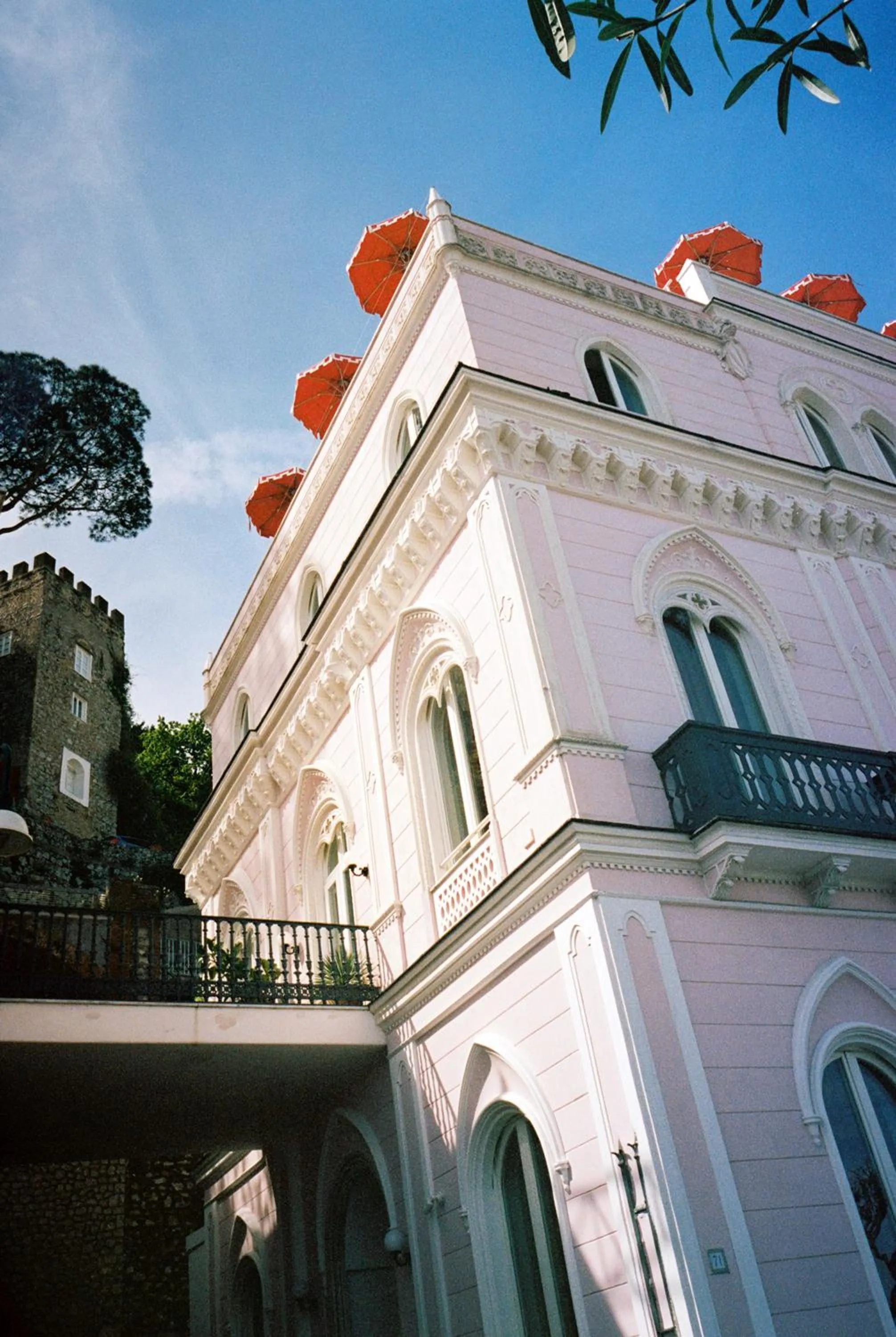 Property building in Il Capri Hotel