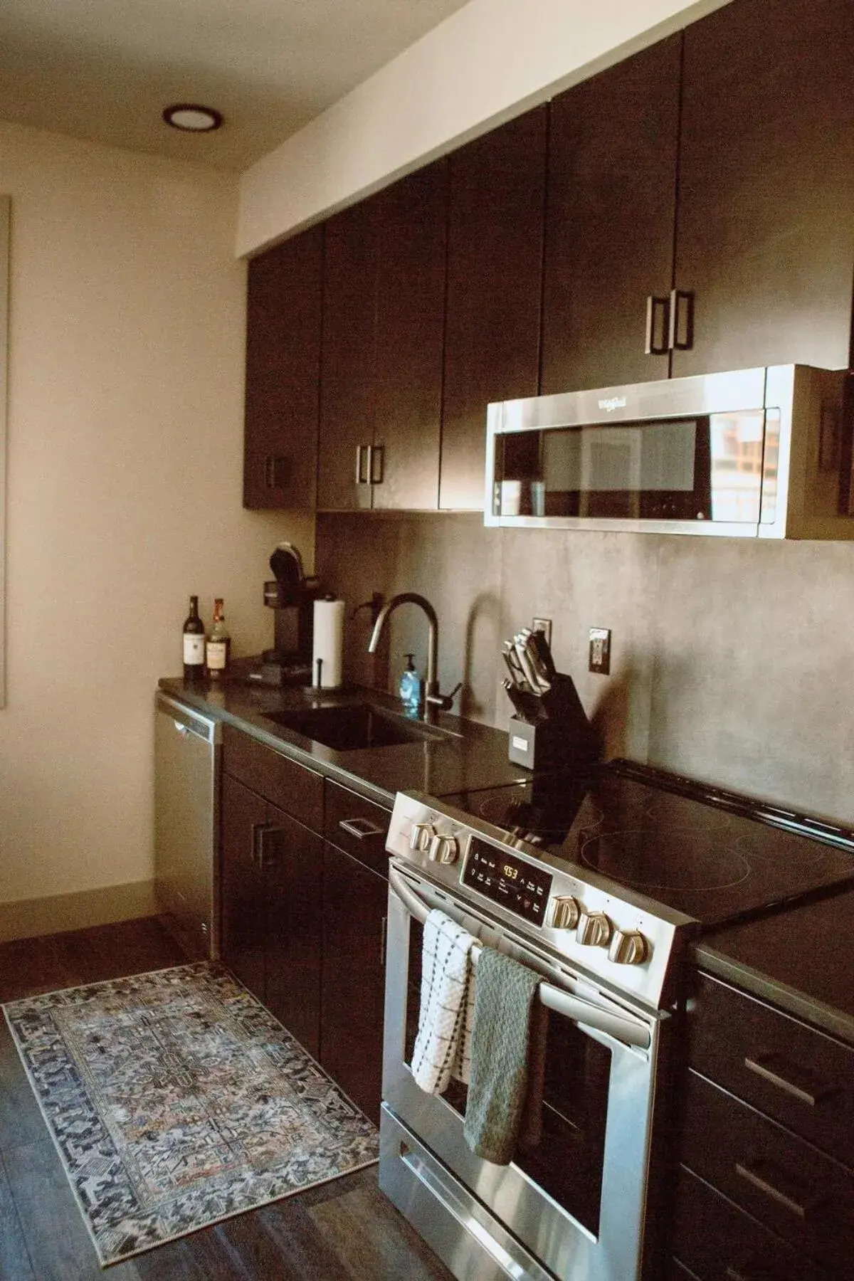 Apartment in State Street Downtown Condo Apartment in State Street Downtown Condo