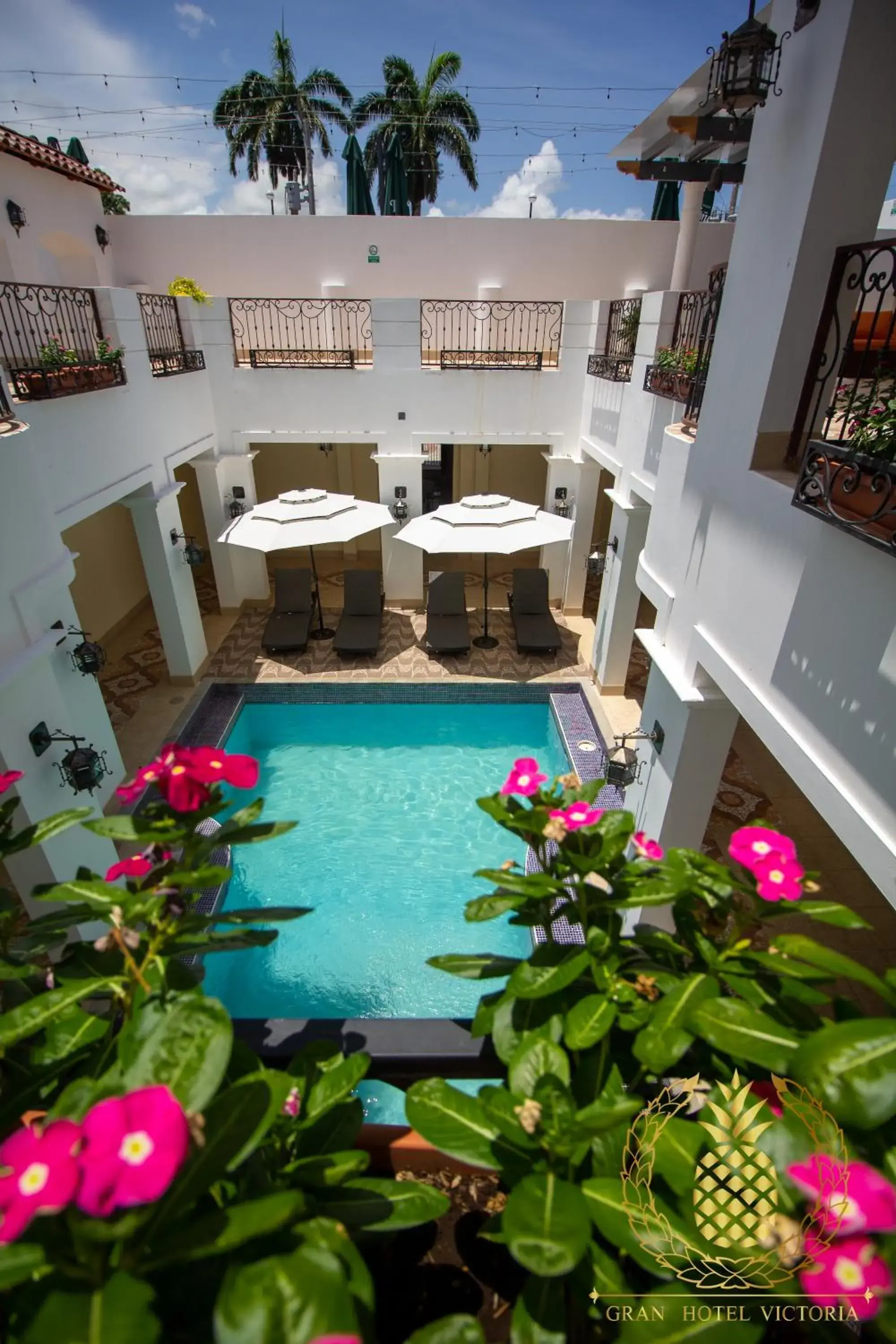 Studio - Disability Access in GRAN HOTEL VICTORIA Studio - Disability Access in GRAN HOTEL VICTORIA