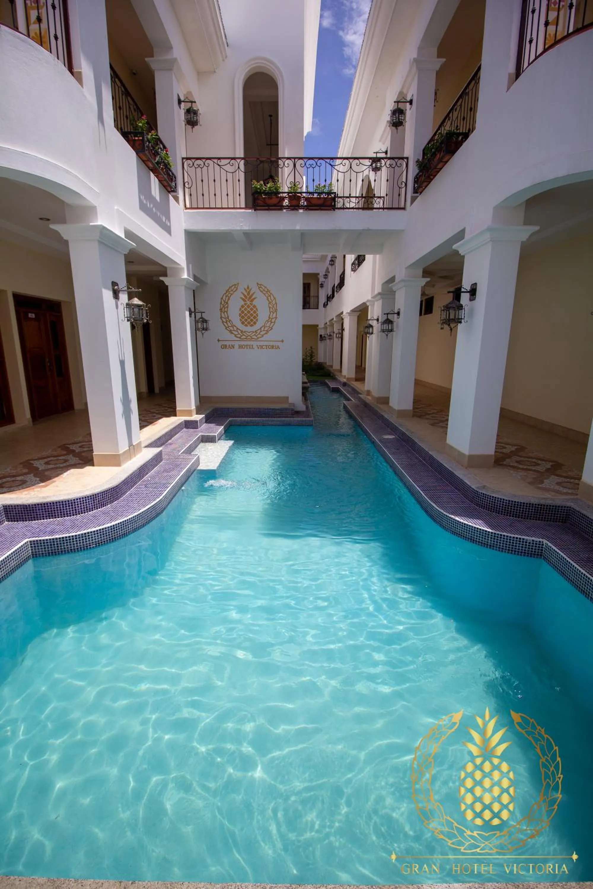 Pool view in GRAN HOTEL VICTORIA