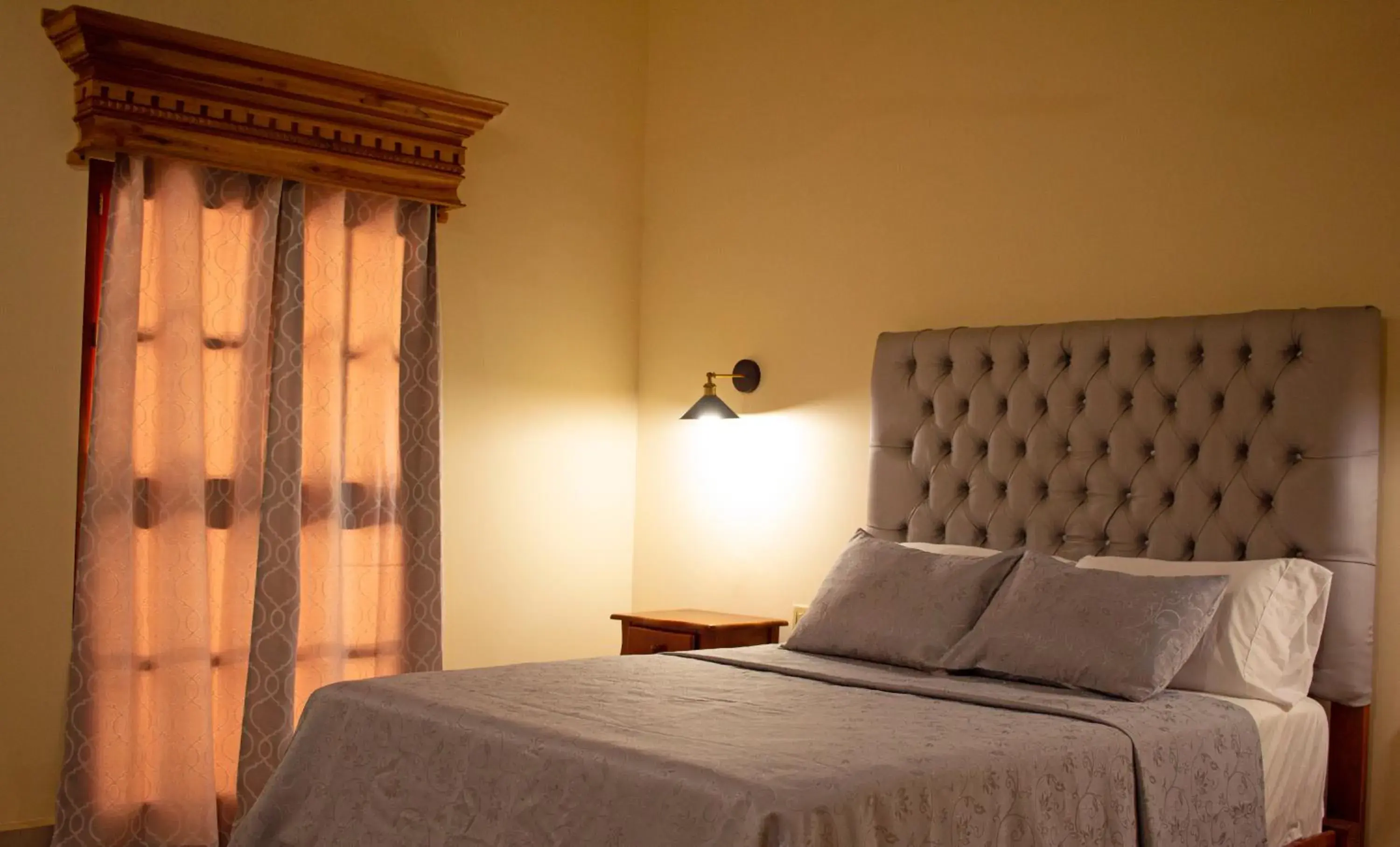 Deluxe Queen Room in GRAN HOTEL VICTORIA Deluxe Queen Room in GRAN HOTEL VICTORIA