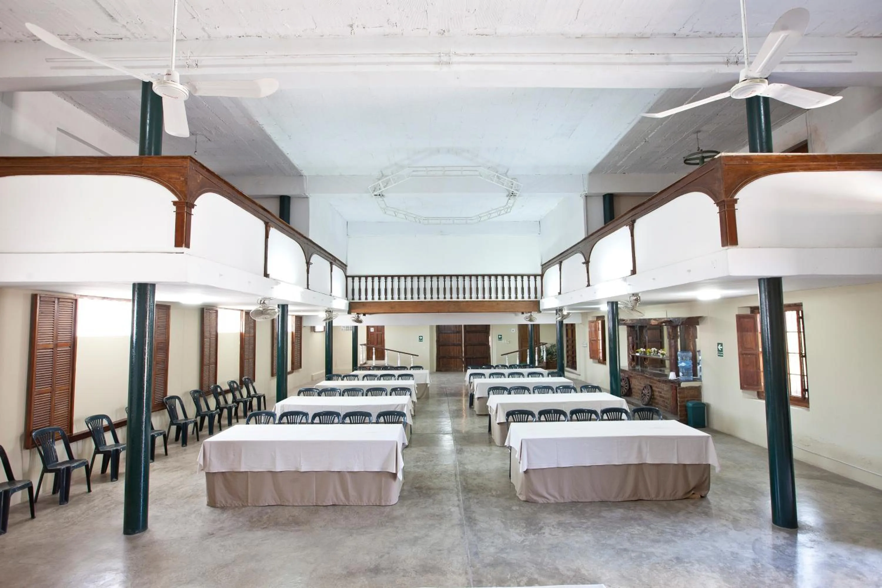 Business facilities, Bed in Hotel & Hacienda El Carmelo