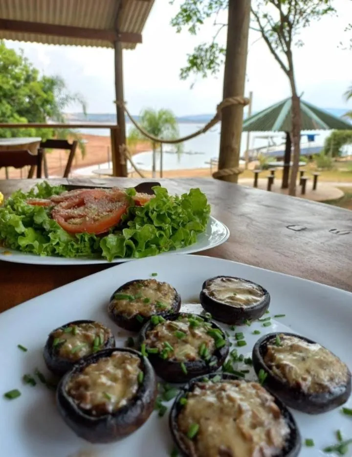 Restaurant/places to eat in Espelho D'Água Pousada - Capitólio