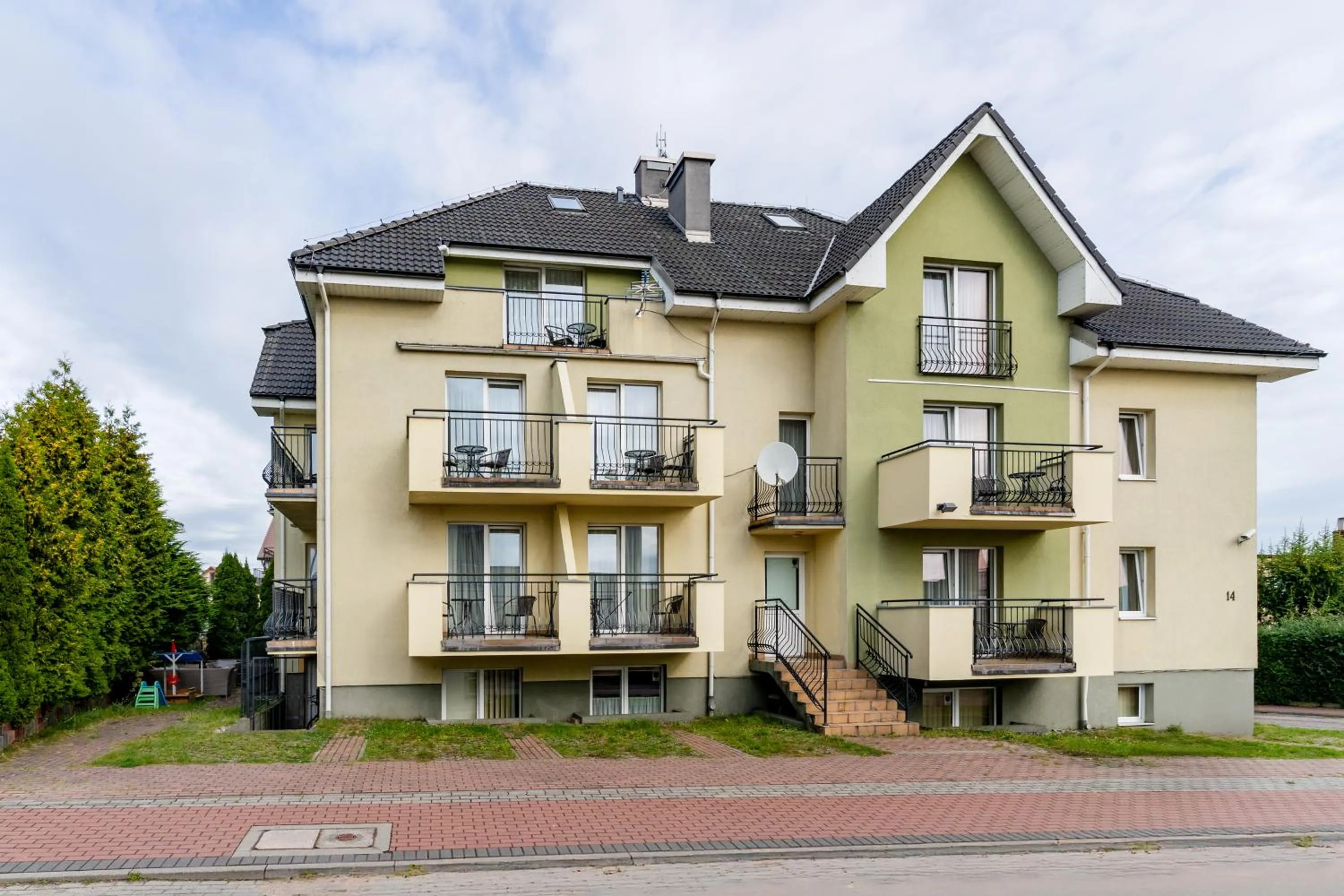 Property building in Bakster