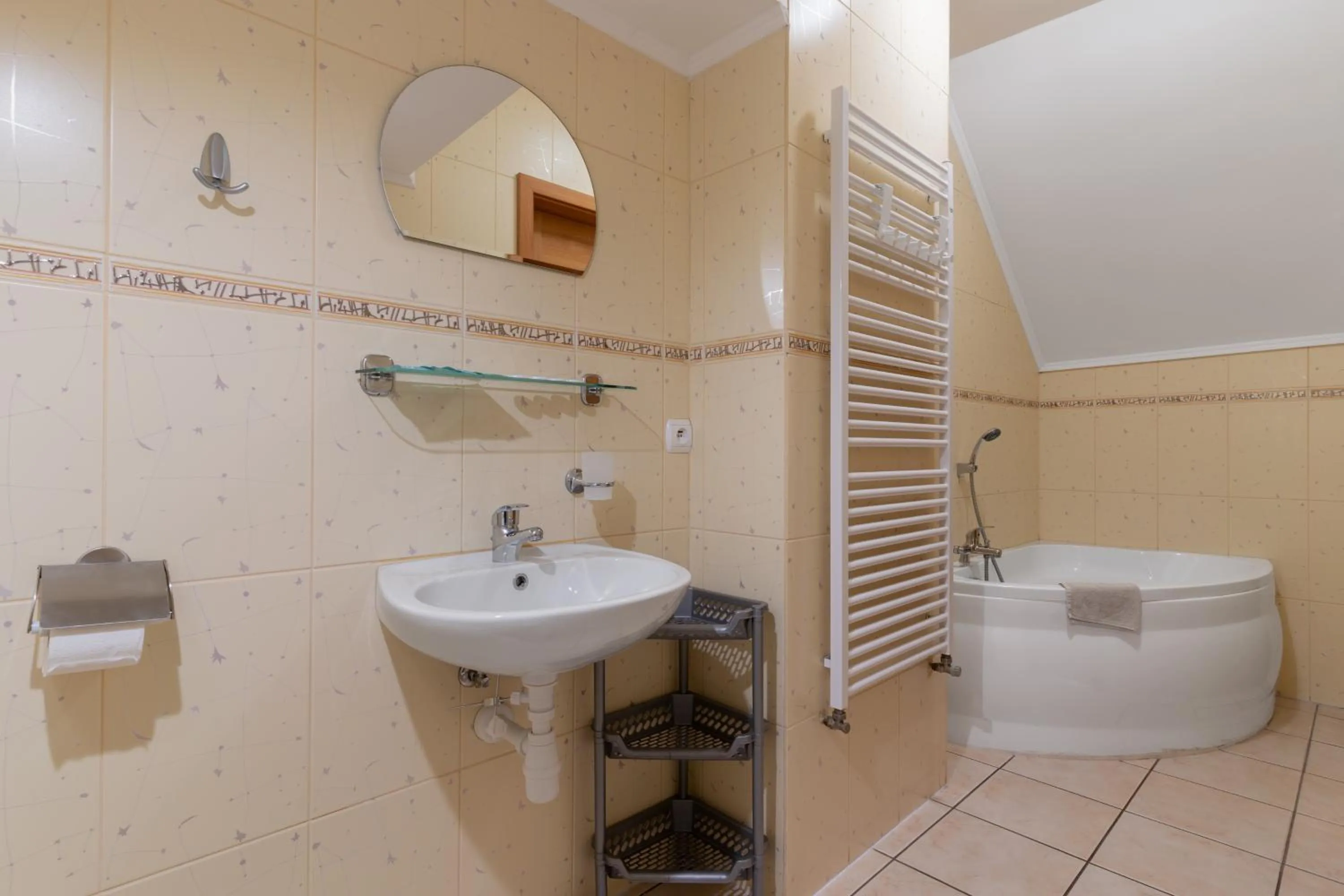 Toilet in Bakster