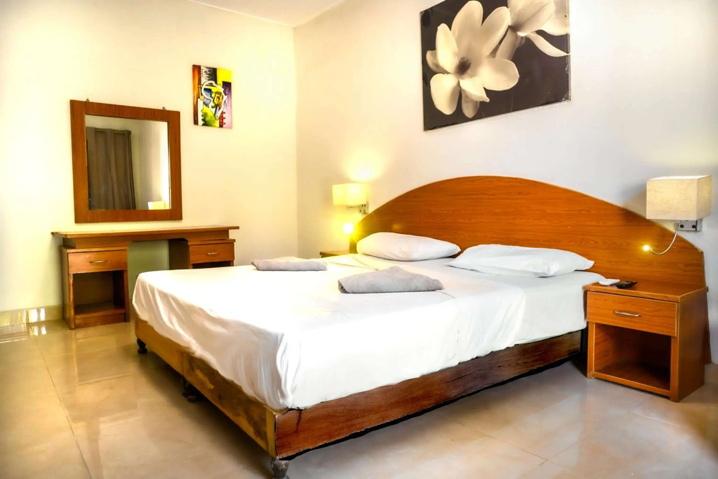 Standard Double Room in Palm Beach Hotel Standard Double Room in Palm Beach Hotel