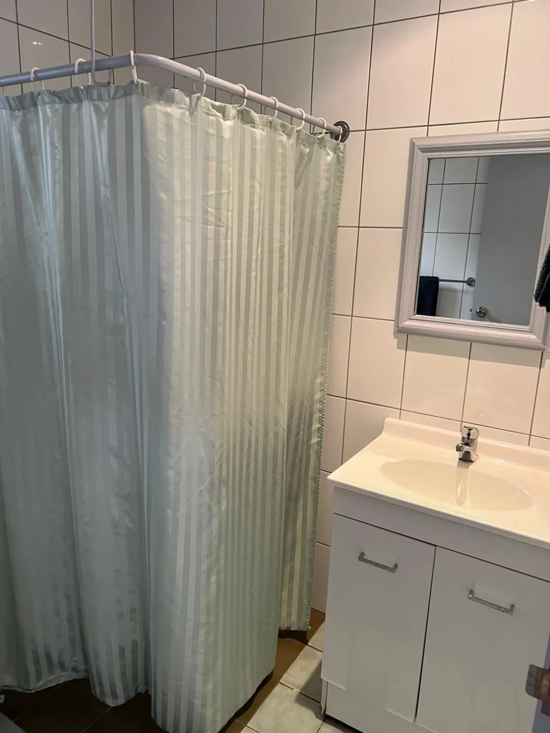 Bathroom in Broken Hill Outback View Holiday Park