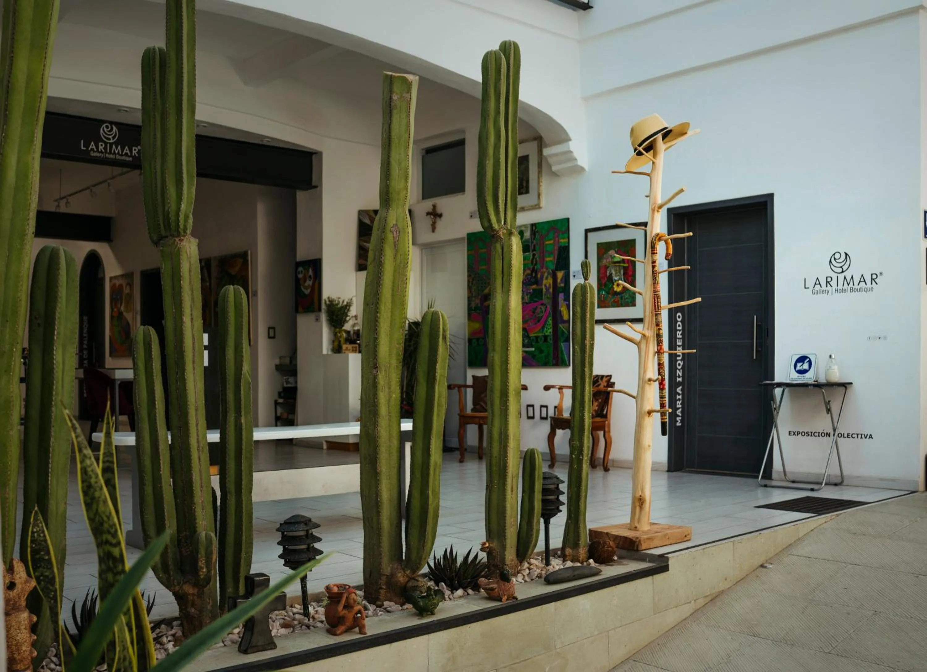 Living room in LARIMAR Gallery y Hotel Boutique