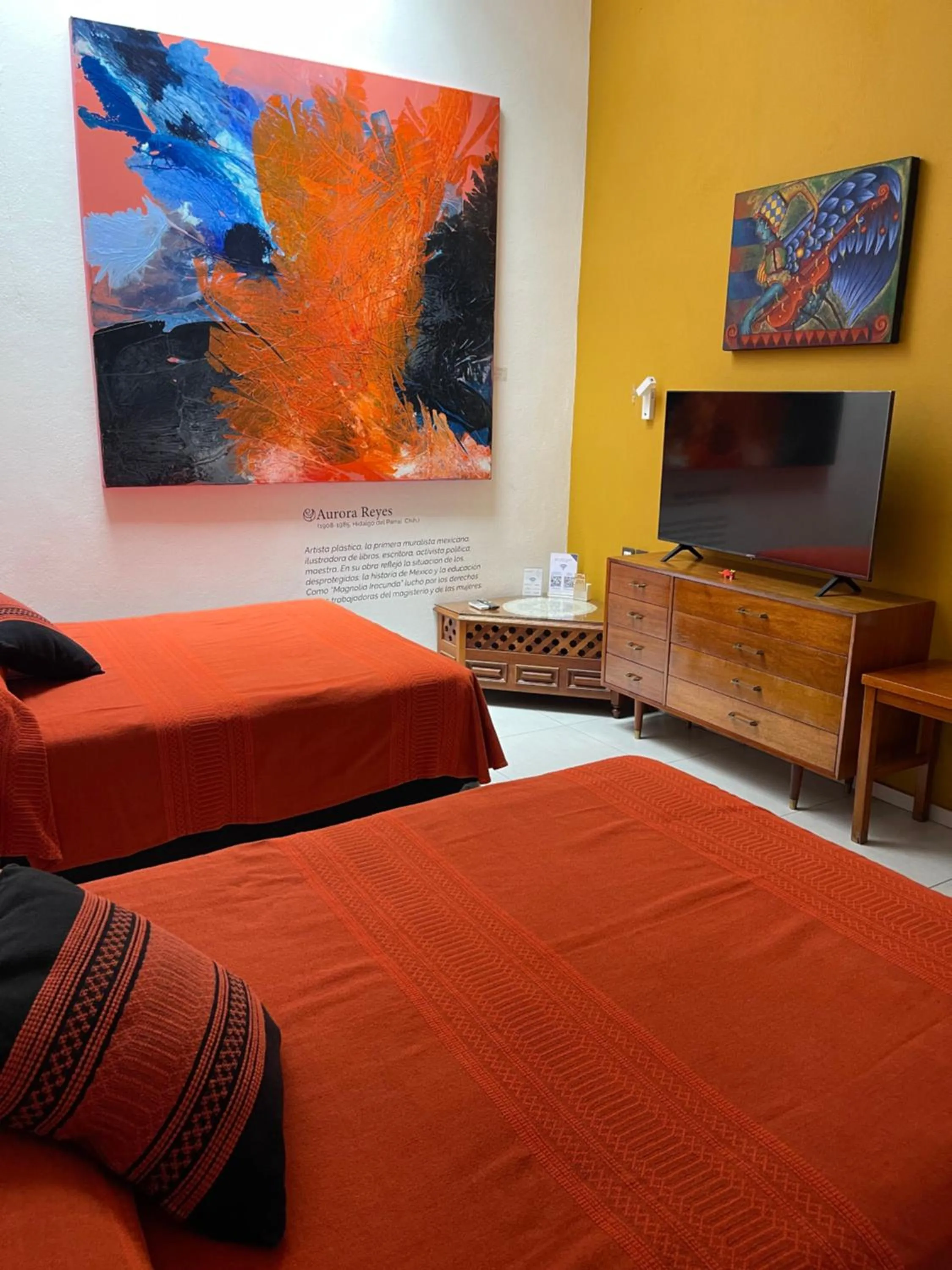 Bedroom, Bed in LARIMAR Gallery y Hotel Boutique