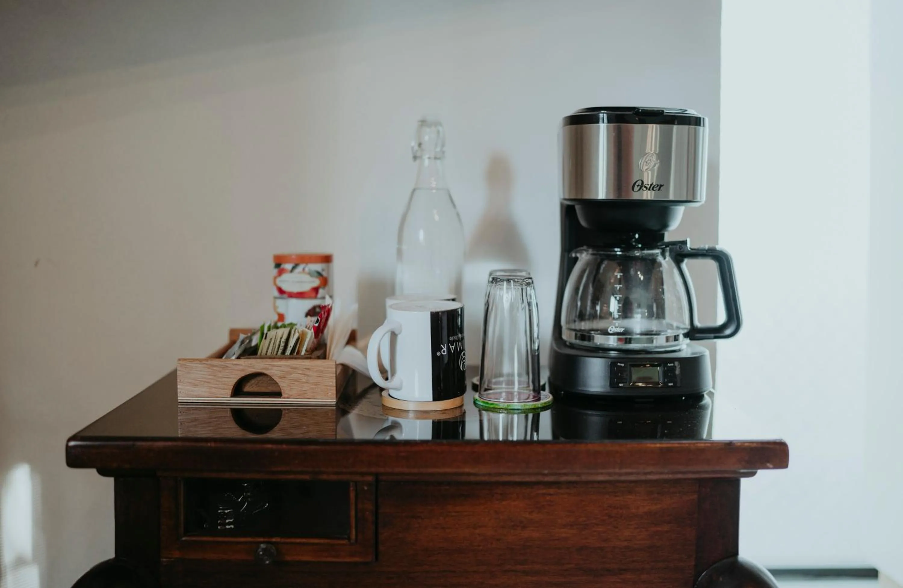 Coffee/tea facilities in LARIMAR Gallery y Hotel Boutique