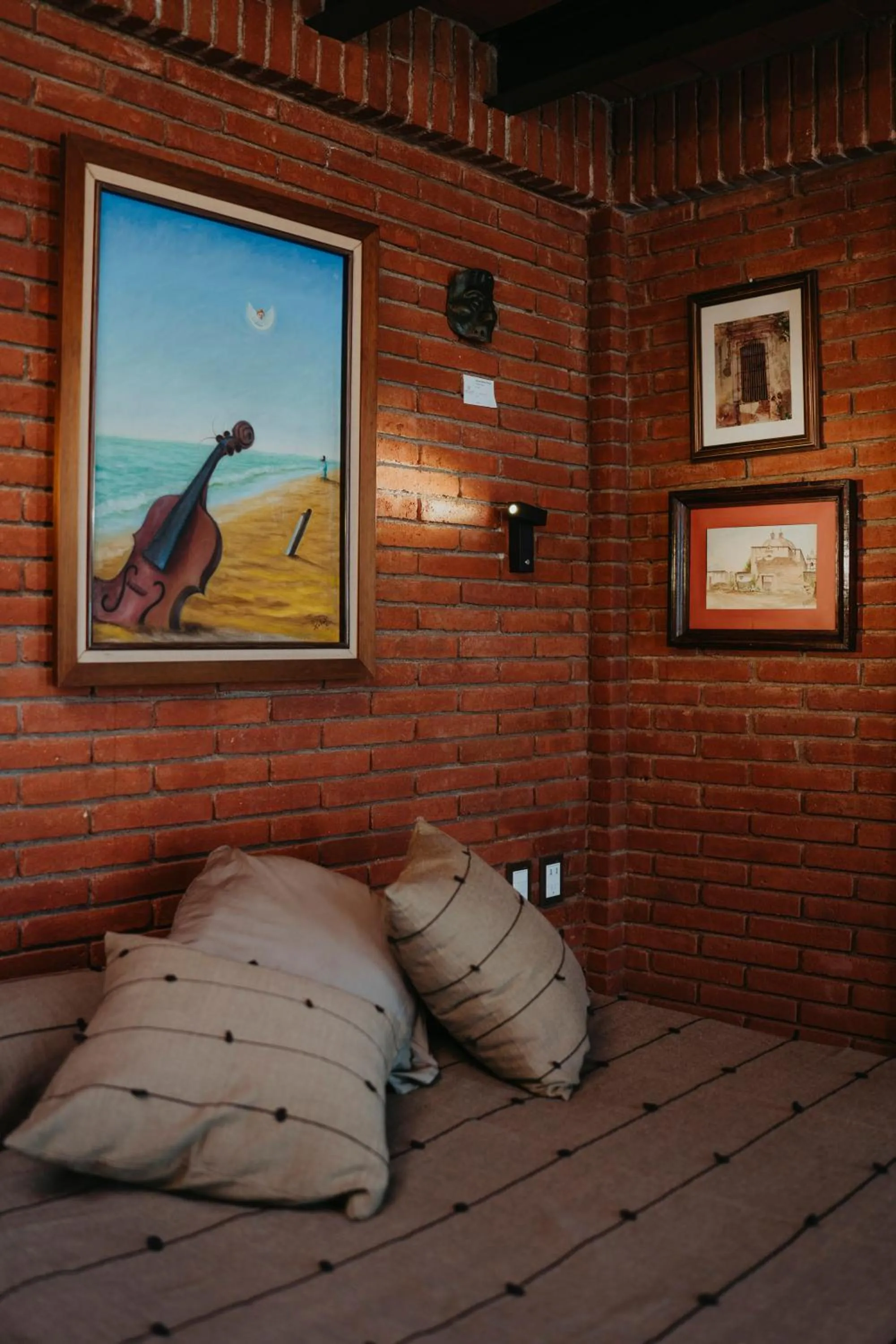 Decorative detail in LARIMAR Gallery y Hotel Boutique
