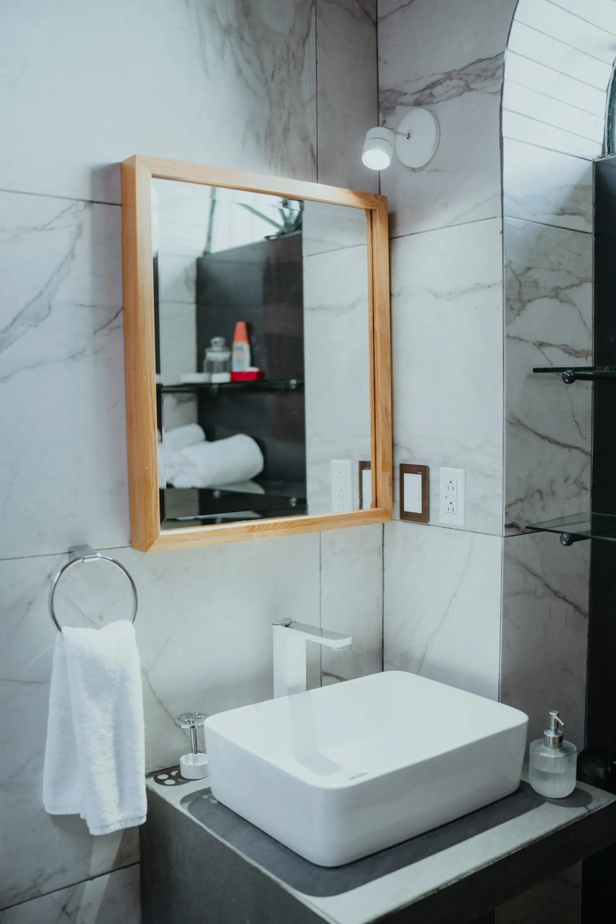 Bathroom in LARIMAR Gallery y Hotel Boutique