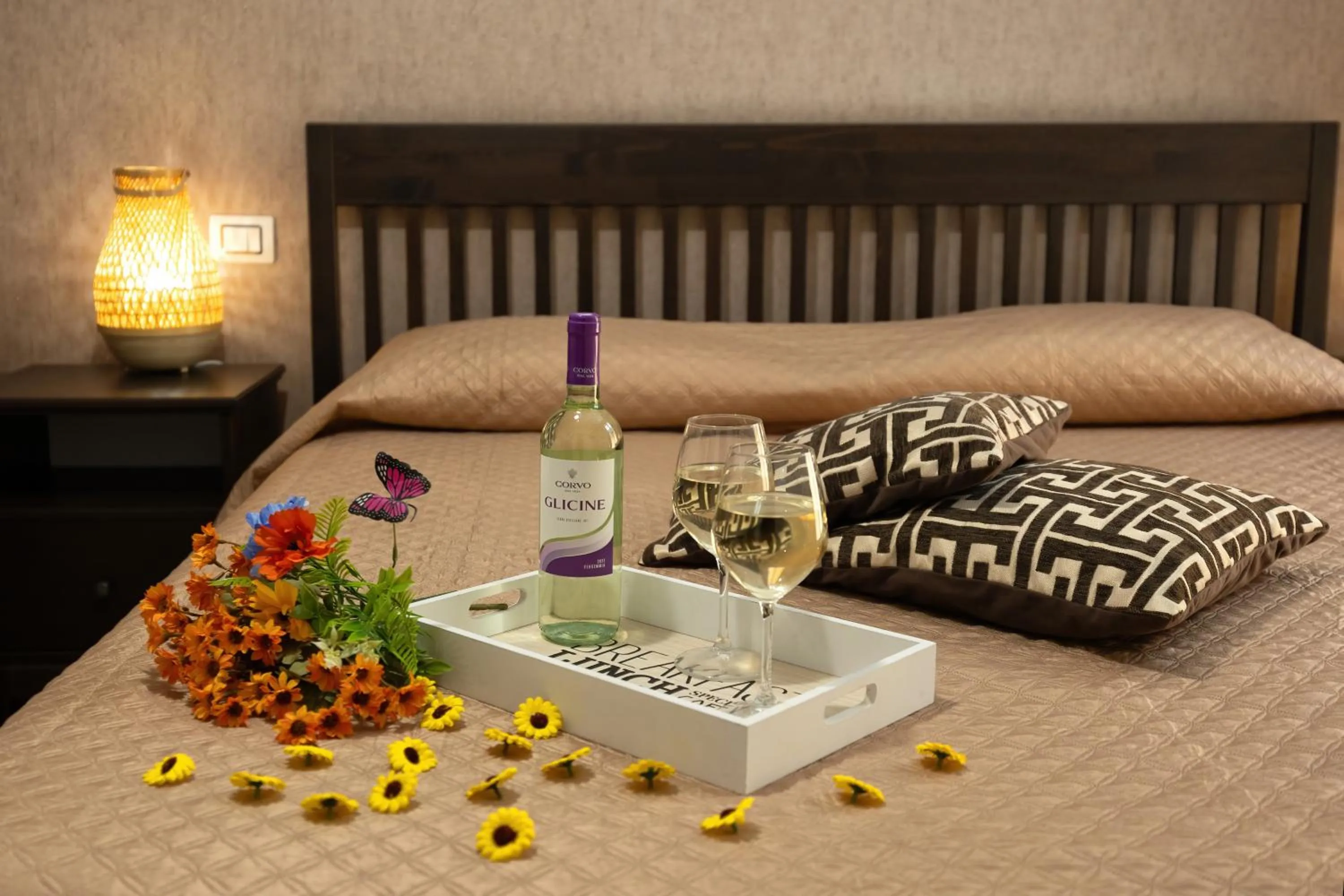 Bedroom, Bed in Sunset House