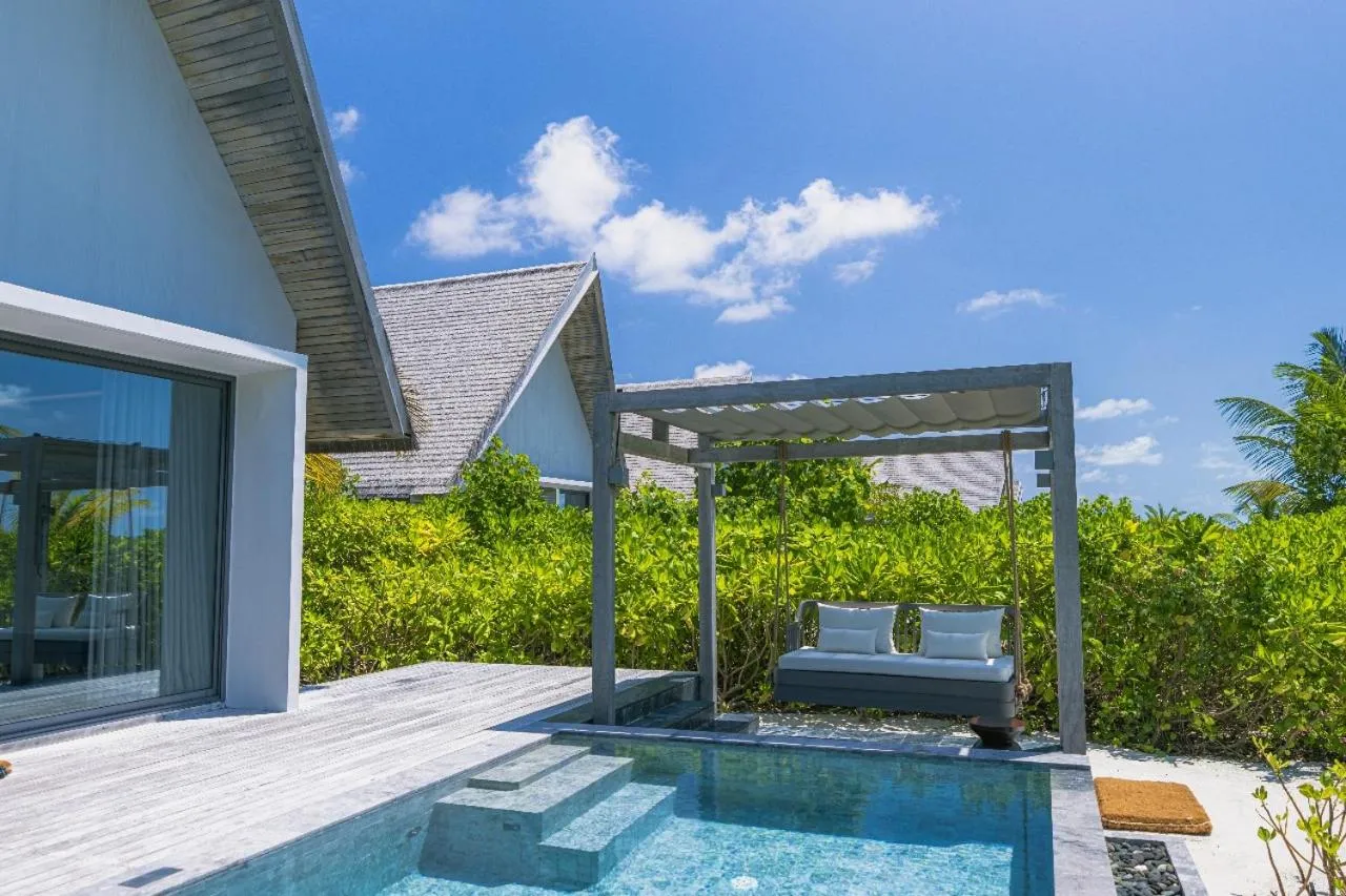 Day in Madifushi Private Island- Free return seaplane transfr for min 5&9 nights for 19Dec-10Jan