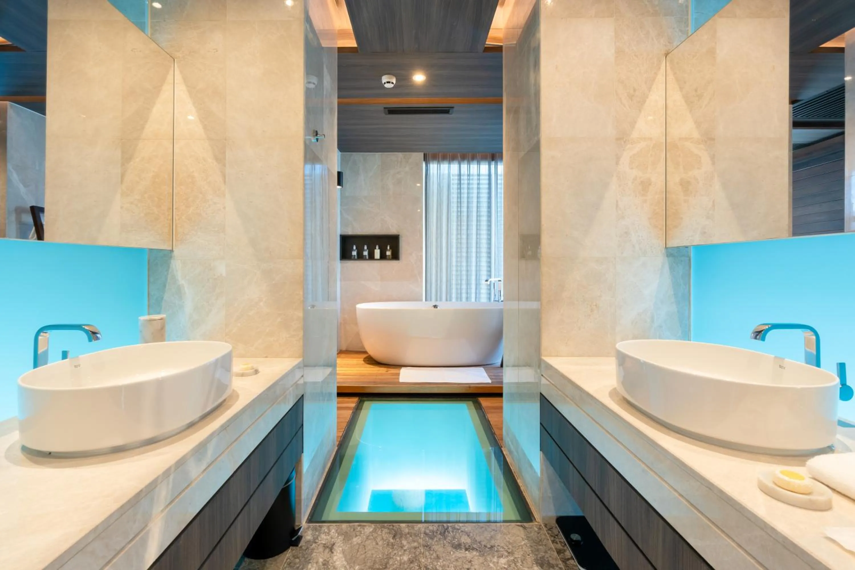 Bathroom in Madifushi Private Island- Free return seaplane transfr for min 5&9 nights for 19Dec-10Jan