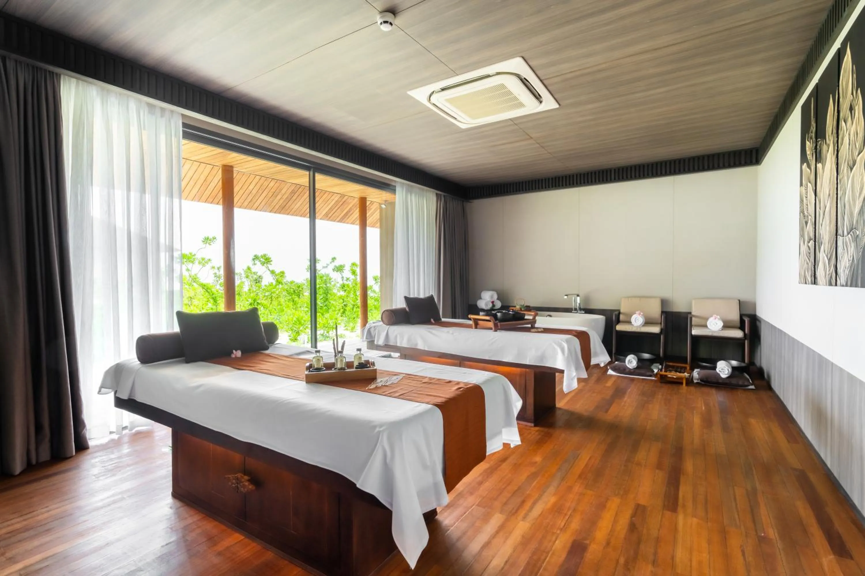 Massage in Madifushi Private Island- Free return seaplane transfr for min 5&9 nights for 19Dec-10Jan