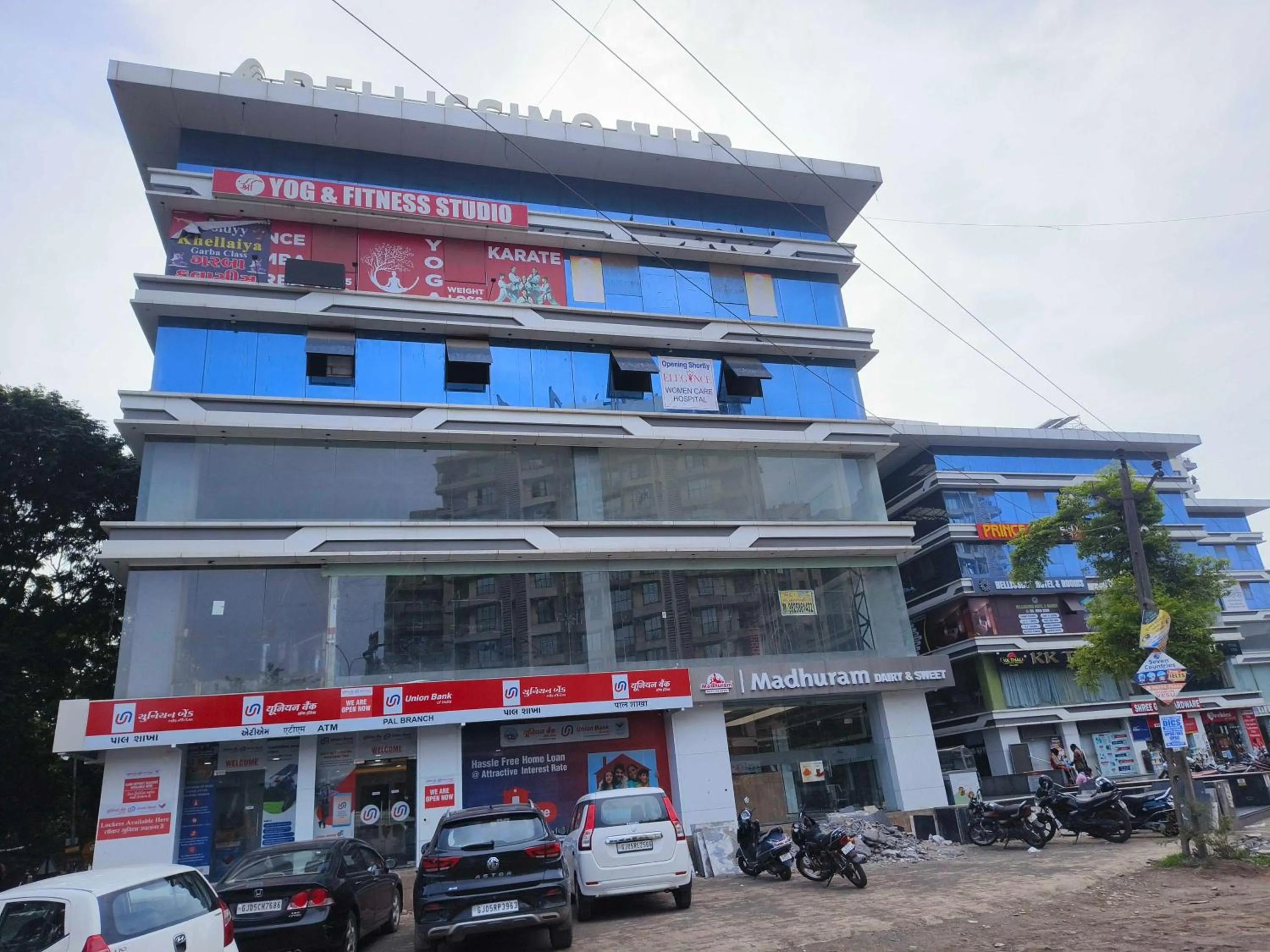 Facade/entrance in Hotel O Park Palace