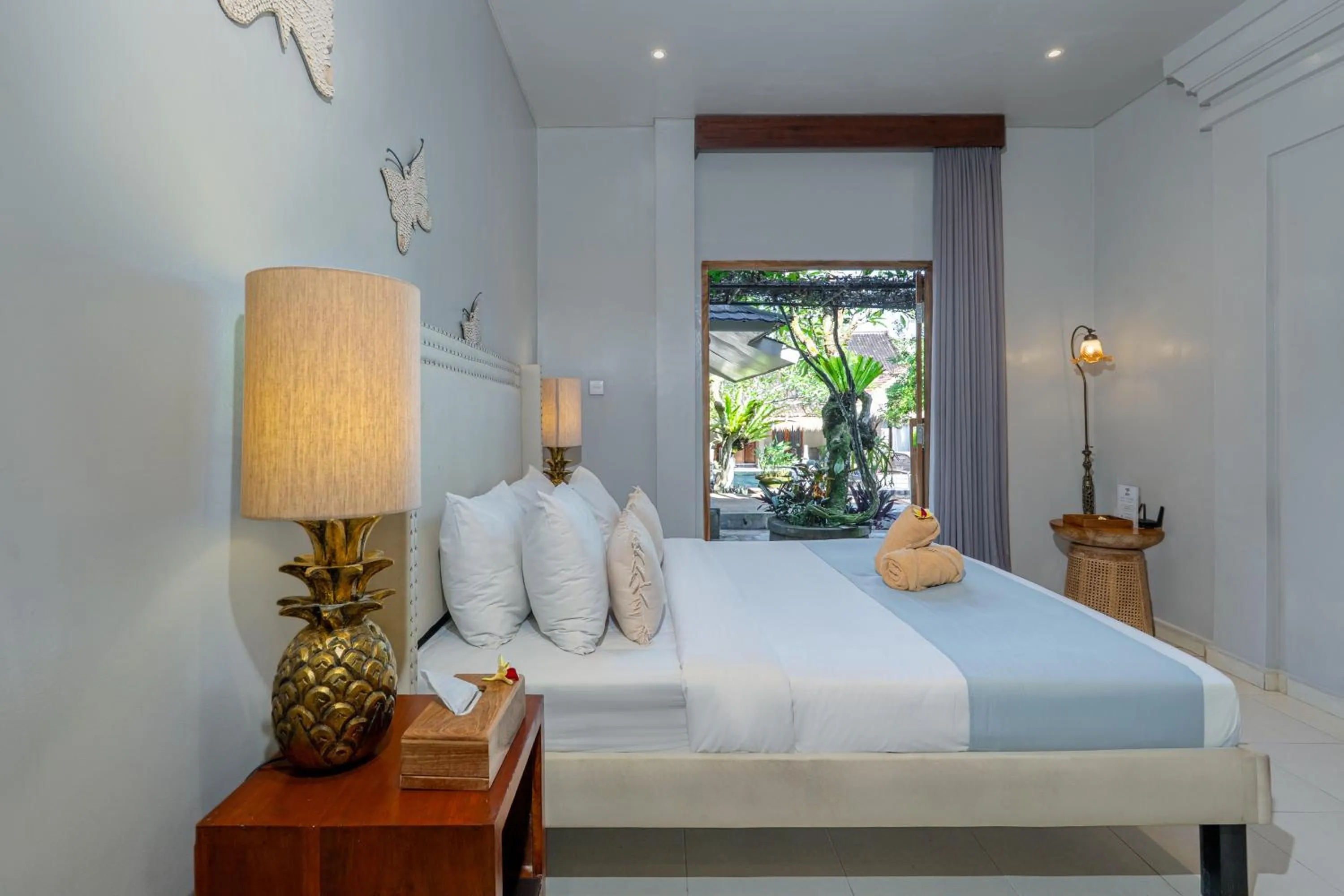 Bed in Lokasari Retreat