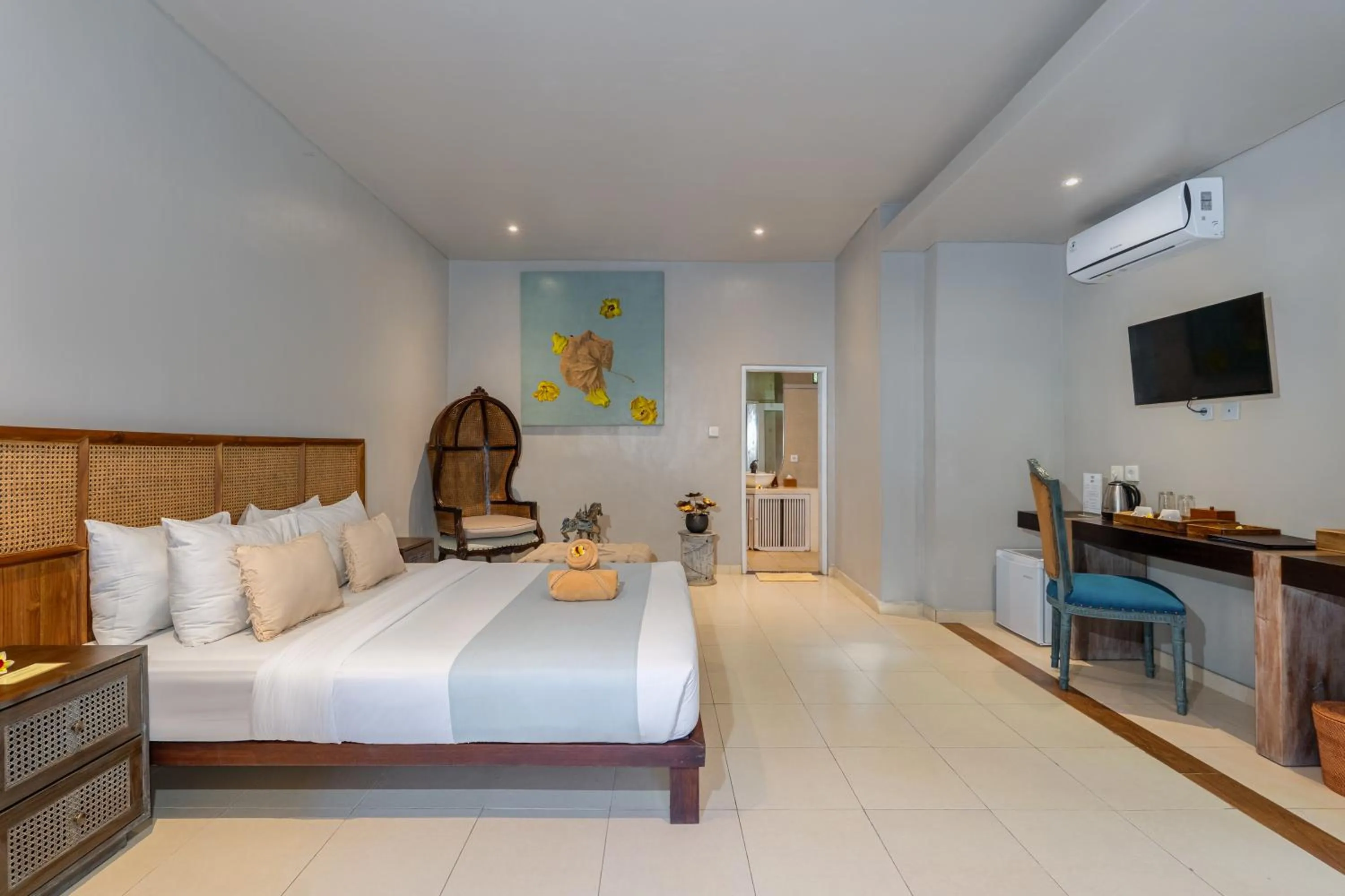 Bed in Lokasari Retreat