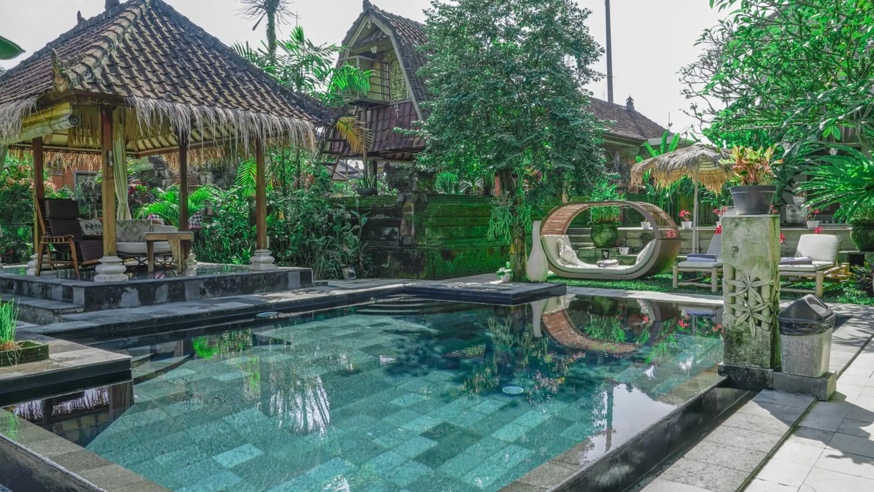 Property building in Lokasari Retreat Property building in Lokasari Retreat