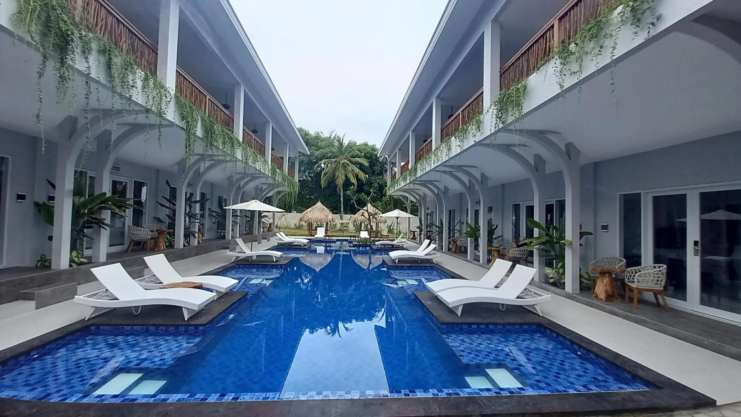 Property building in Sea Shell Resort