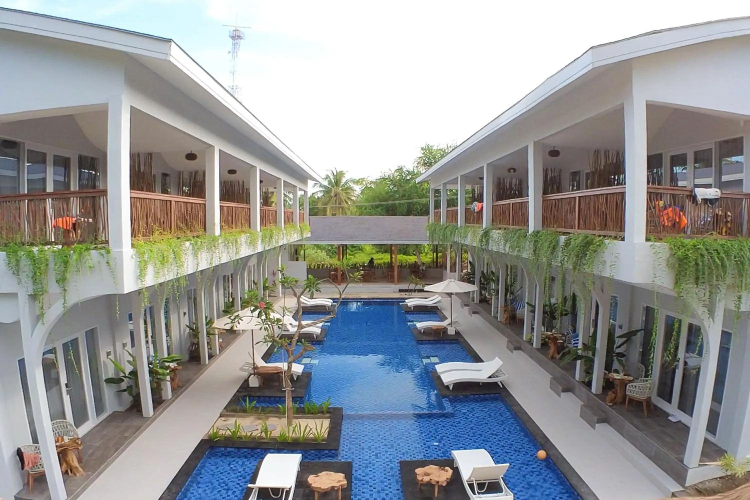 Property building in Sea Shell Resort