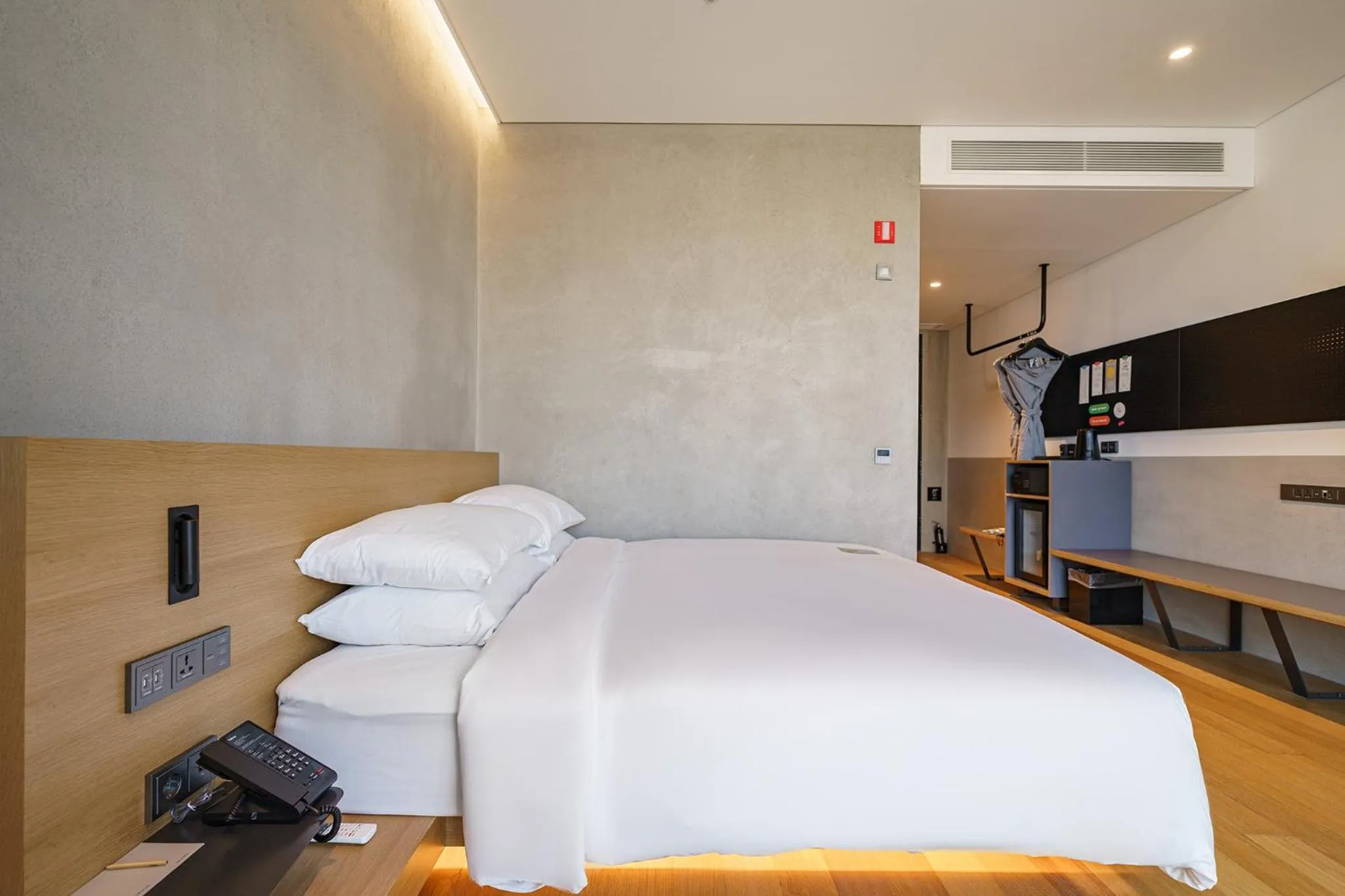 Photo of the whole room, Bed in Take Hotel Seoul Gwangmyeong