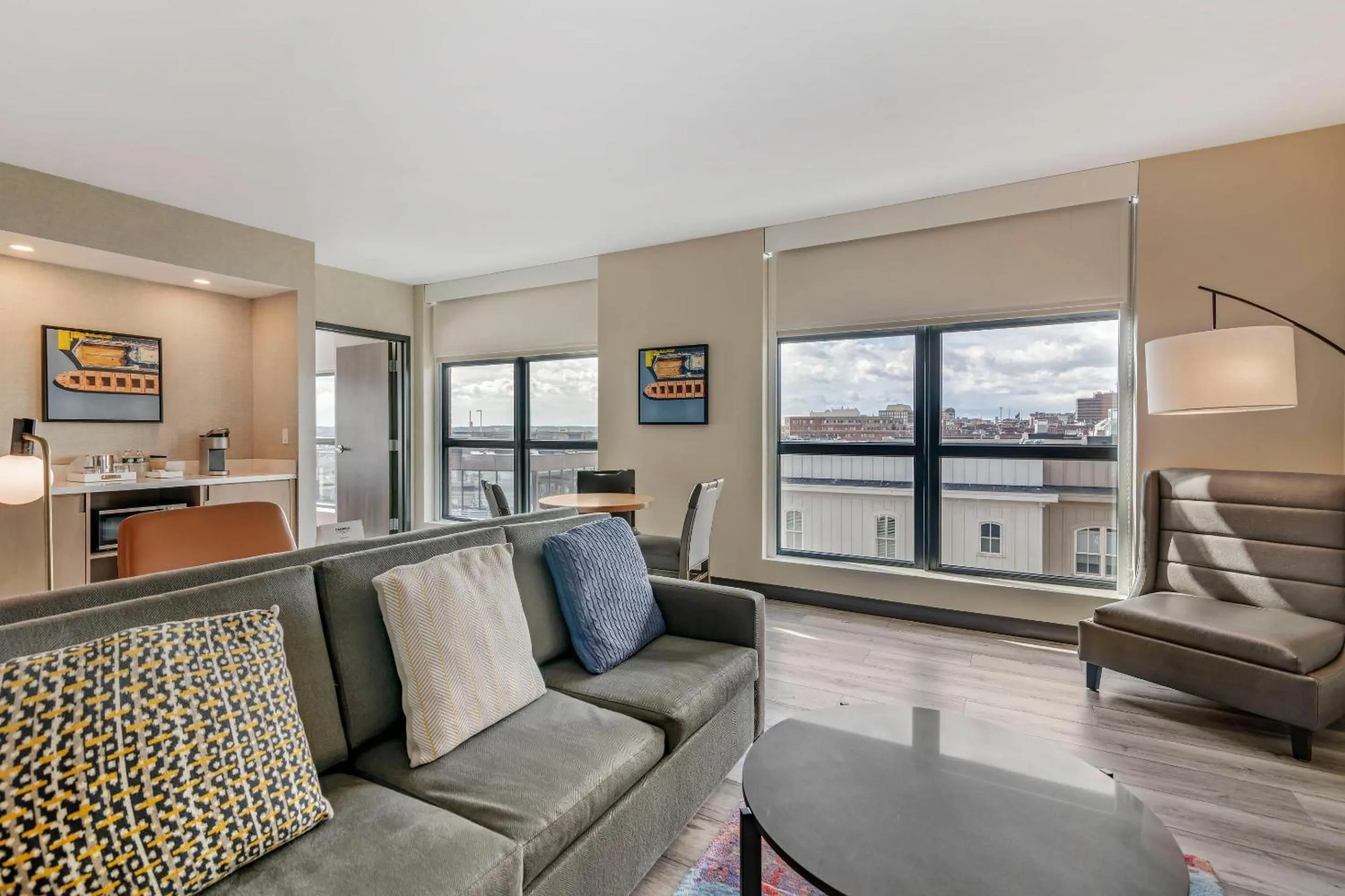 Bedroom in Cambria Hotel Portland Downtown Old Port