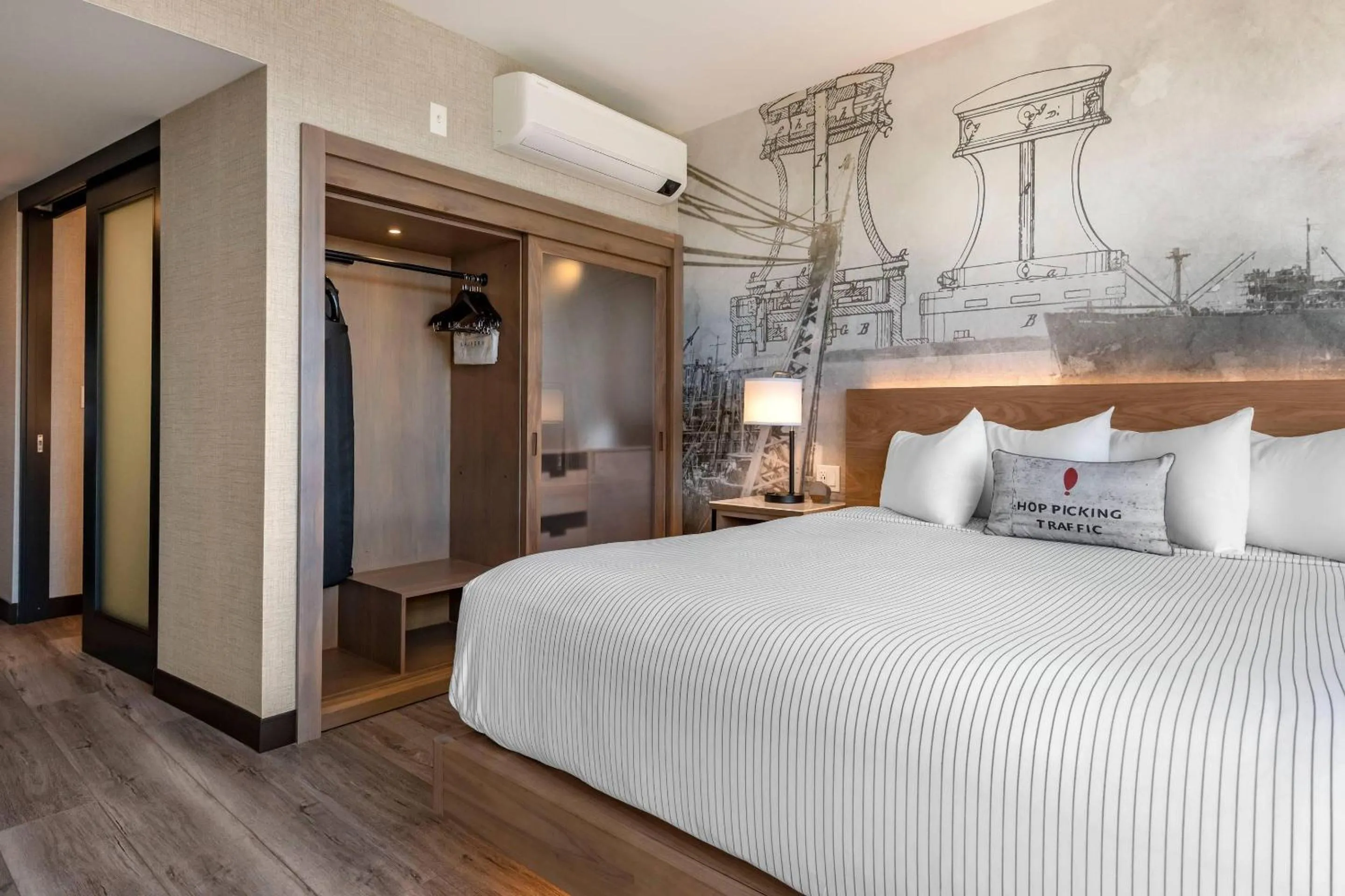 Bedroom, Bed in Cambria Hotel Portland Downtown Old Port