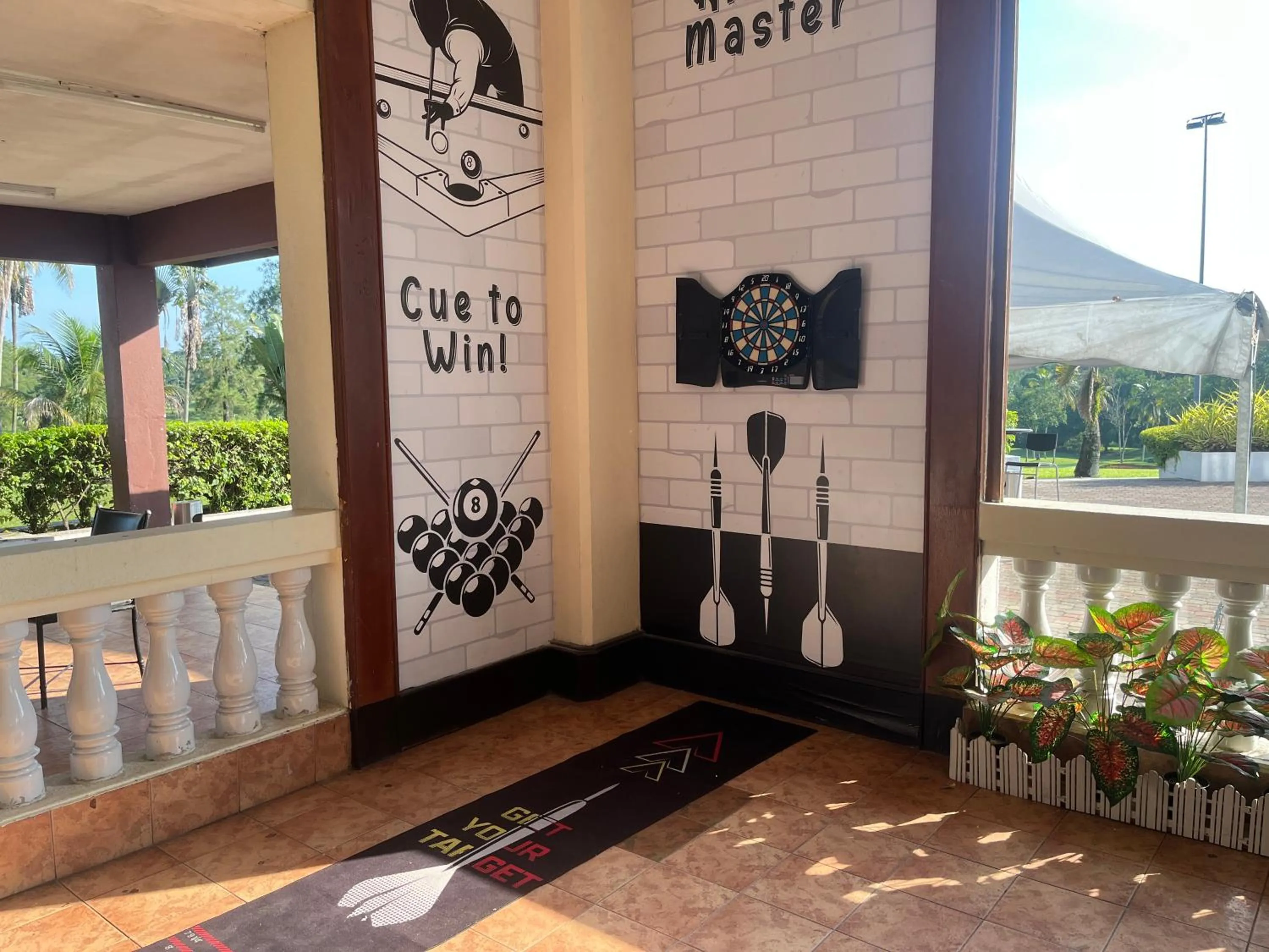 Darts in Ponderosa Golf & Country Resort