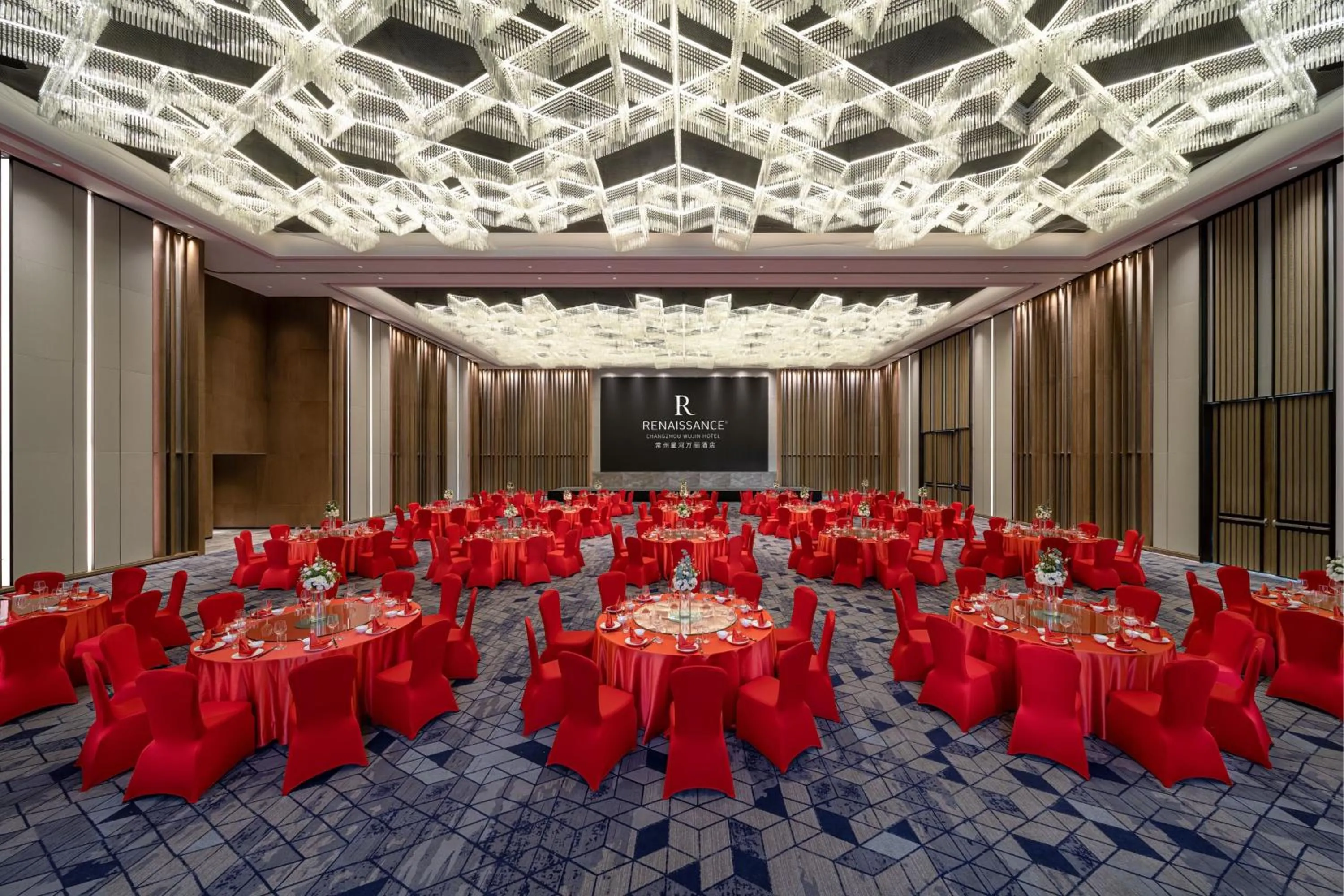Meeting/conference room in Renaissance Changzhou Wujin Hotel