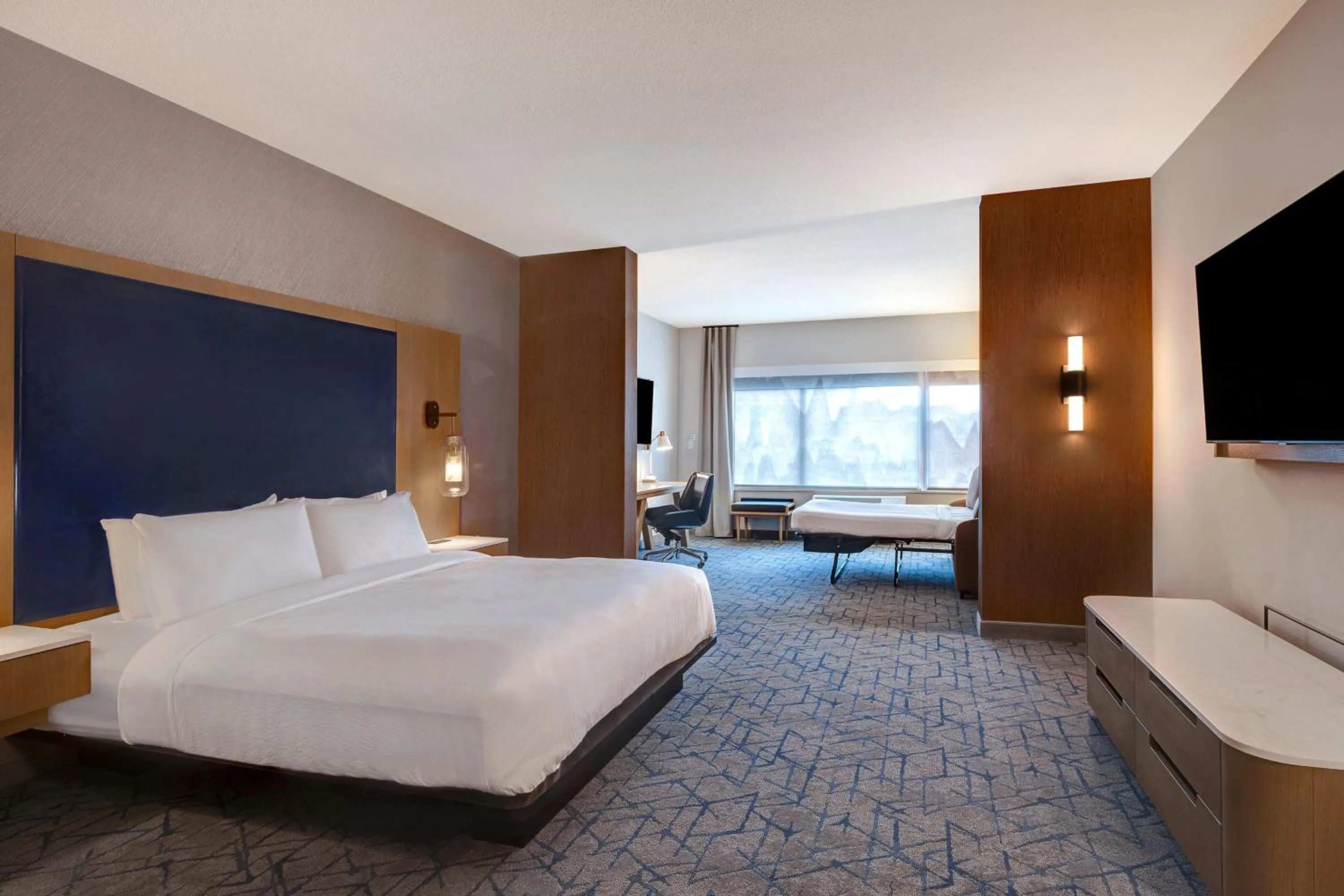 Photo of the whole room, Bed in Fairfield by Marriott Inn & Suites Minneapolis Downtown