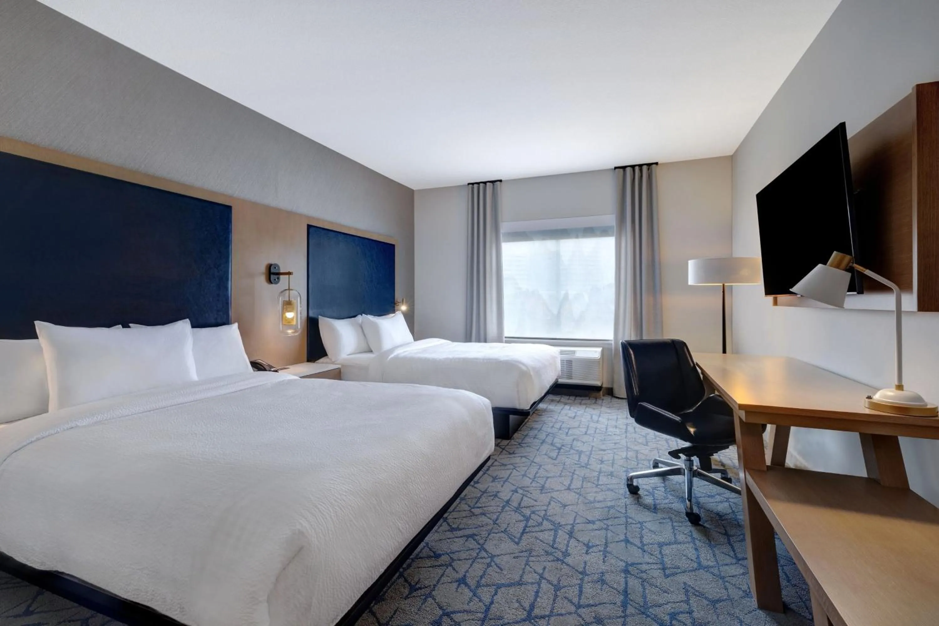 Photo of the whole room, Bed in Fairfield by Marriott Inn & Suites Minneapolis Downtown