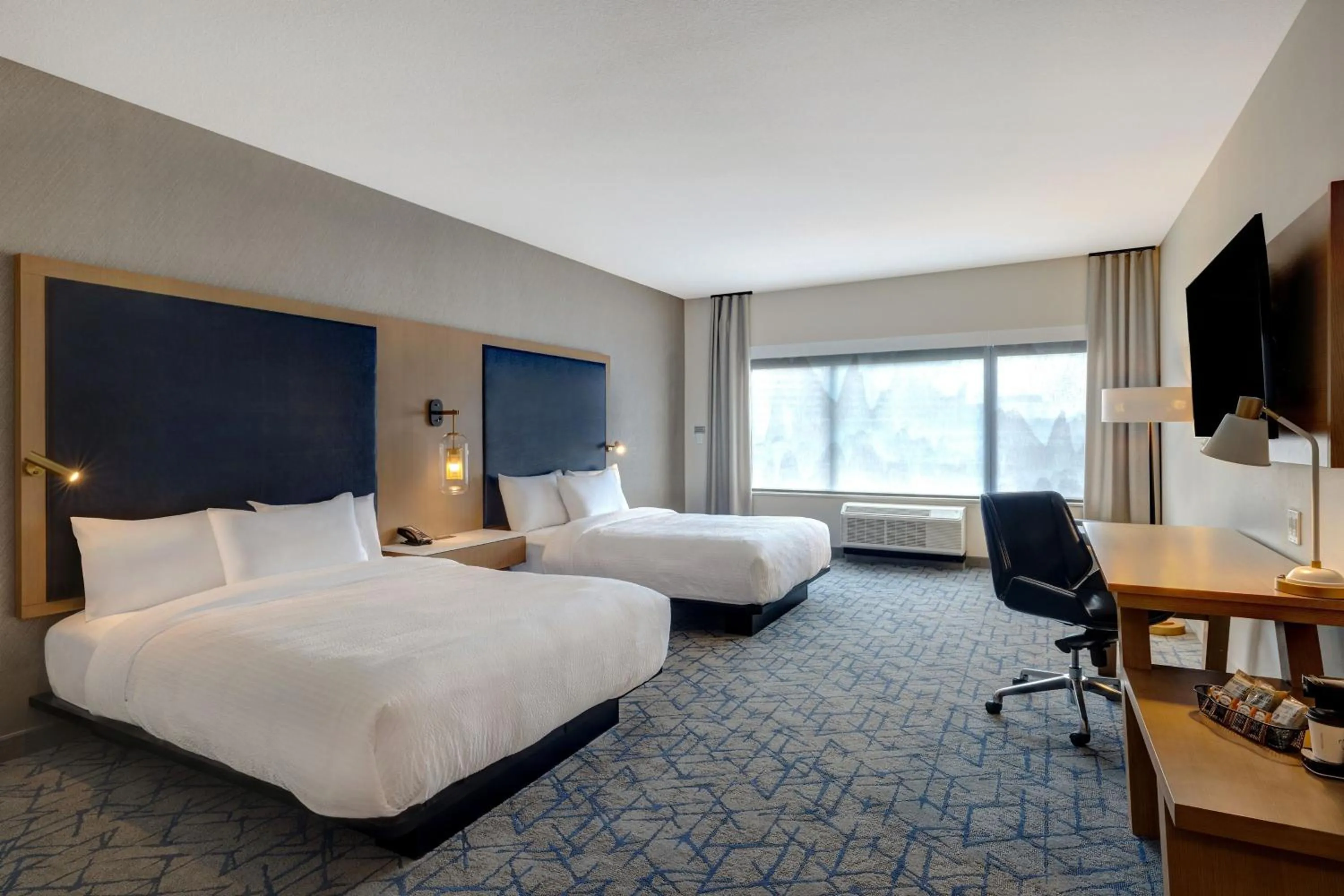 Photo of the whole room, Bed in Fairfield by Marriott Inn & Suites Minneapolis Downtown