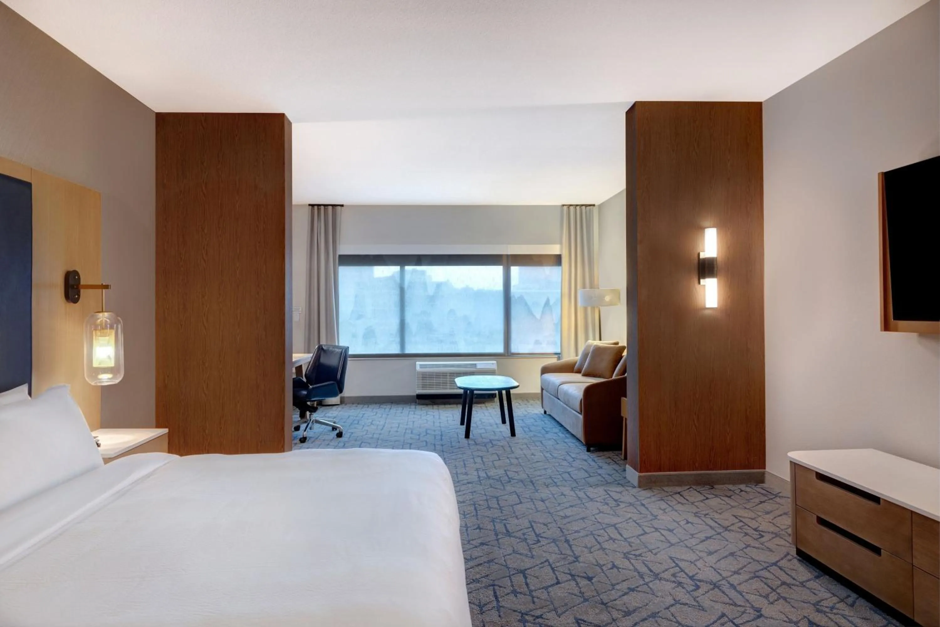 Photo of the whole room, Bed in Fairfield by Marriott Inn & Suites Minneapolis Downtown