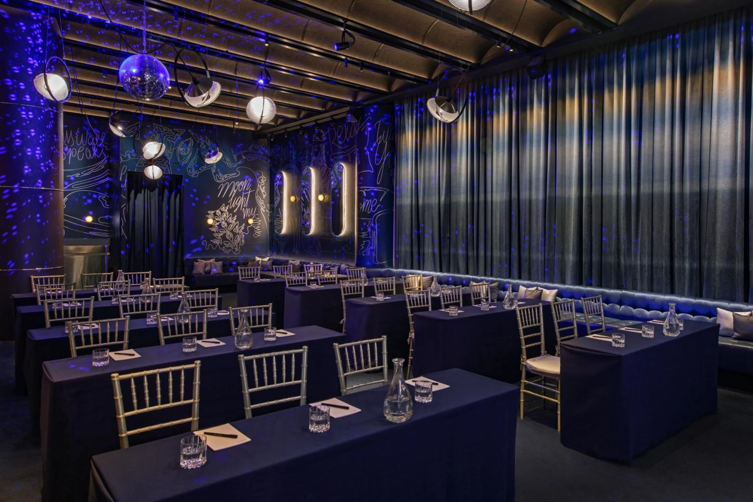 Lounge or bar in Moxy NYC Lower East Side