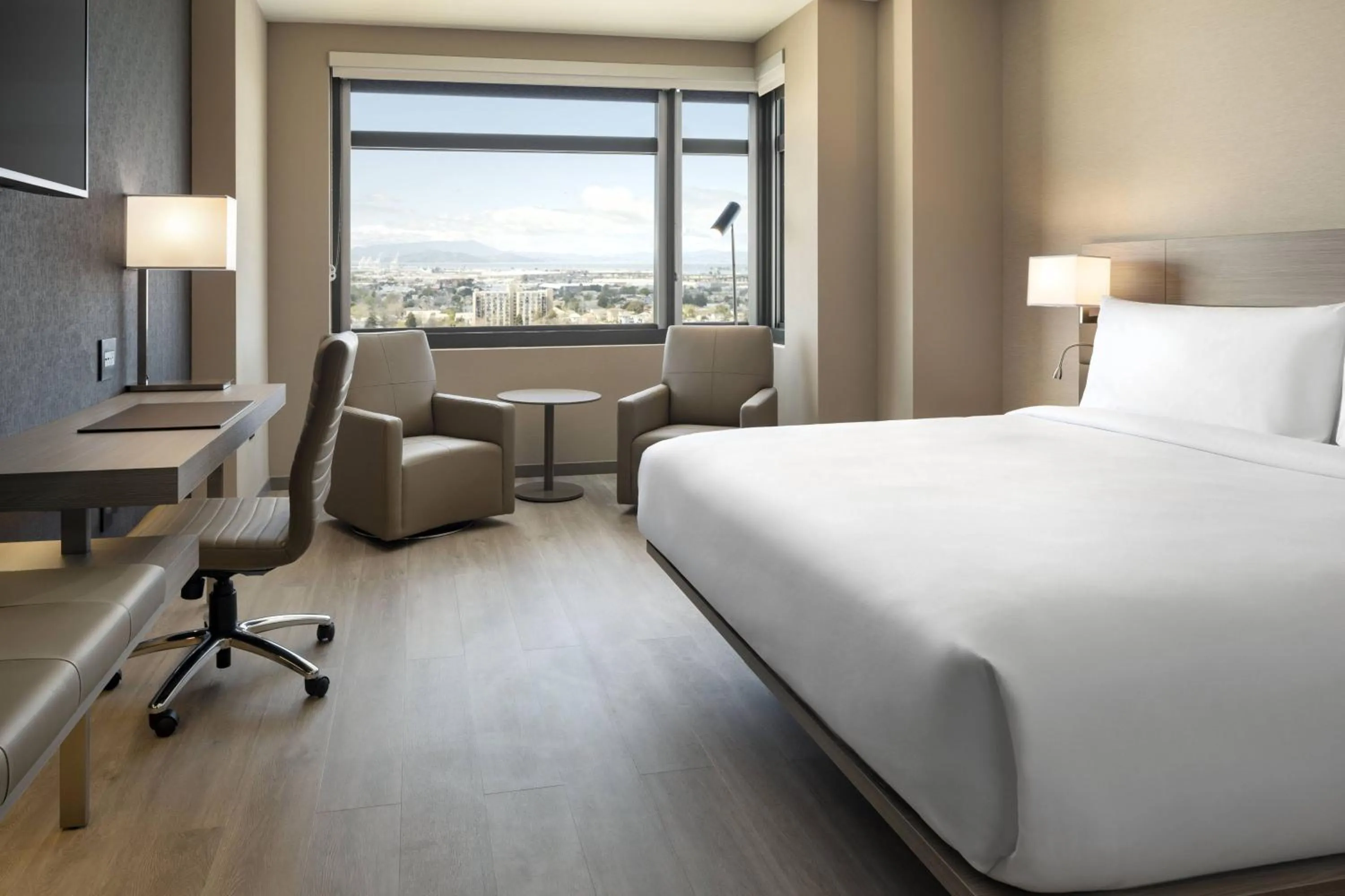 Photo of the whole room, Bed in AC Hotel by Marriott Oakland Downtown
