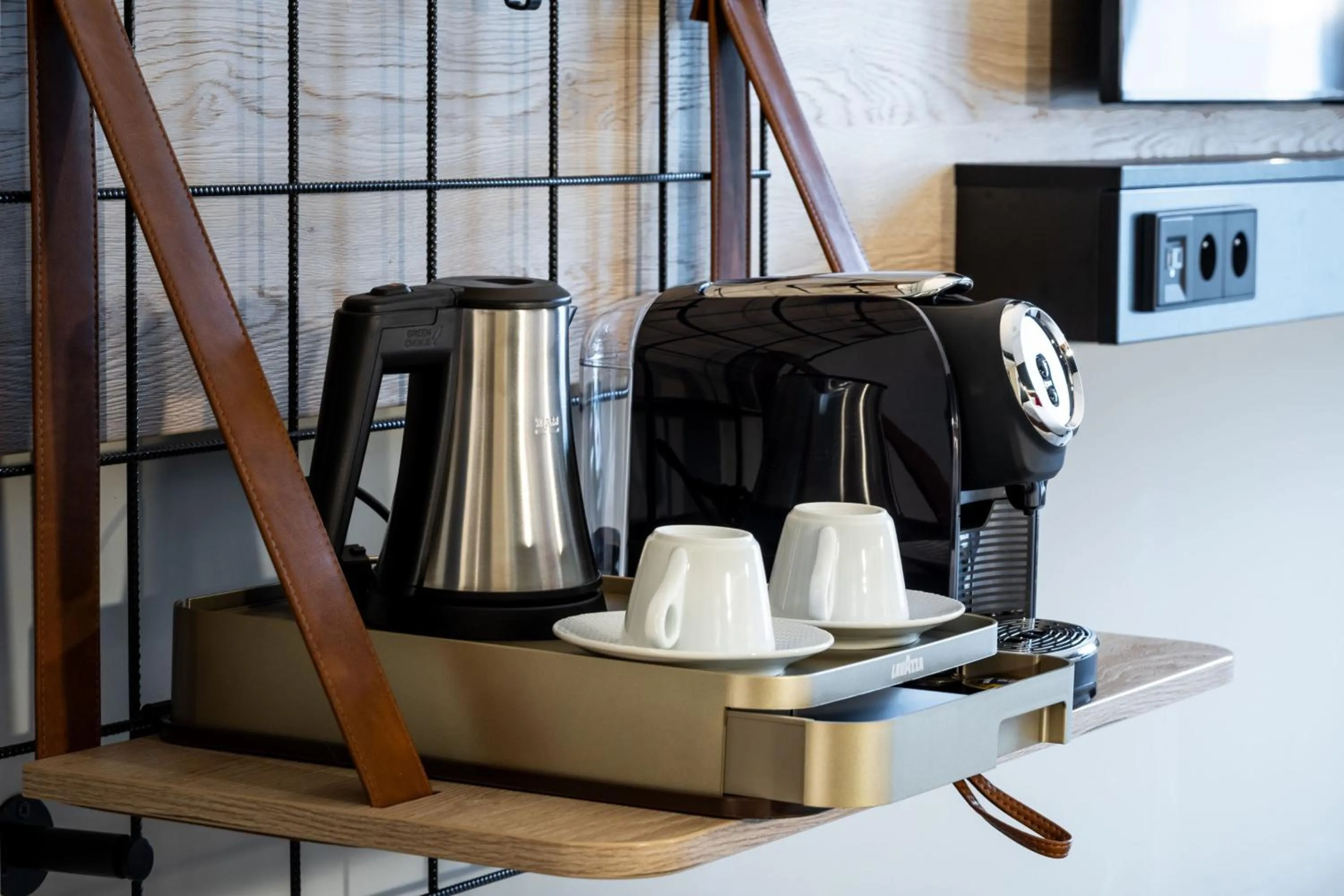 Photo of the whole room in Moxy Paris Val d'Europe